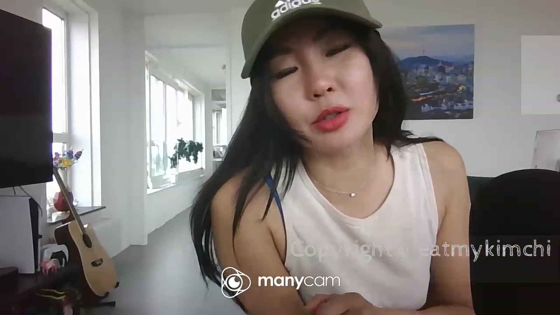 Gallery image thumbnail from EatMyKimchi's myfreecams stream on, 06/17/2023, 15:42 image 19 of 20