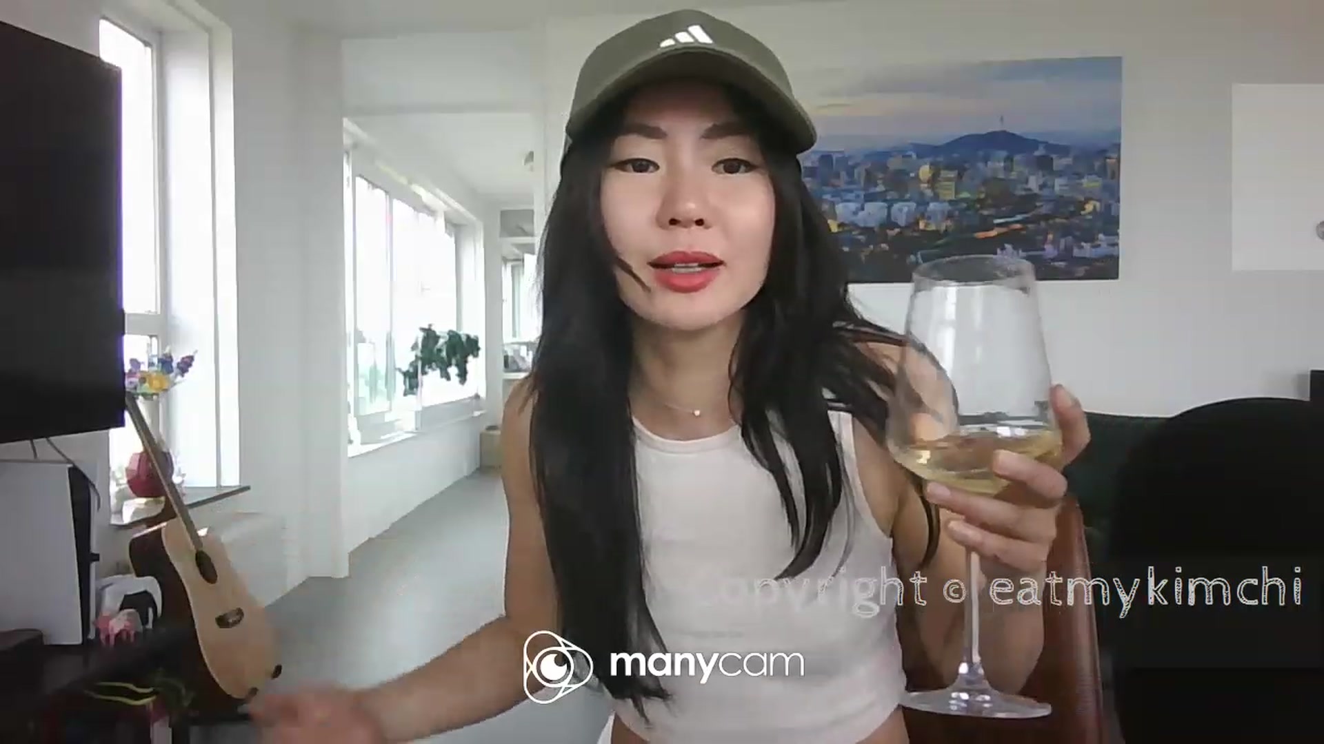 Gallery image thumbnail from EatMyKimchi's myfreecams stream on, 06/17/2023, 15:42 image 18 of 20