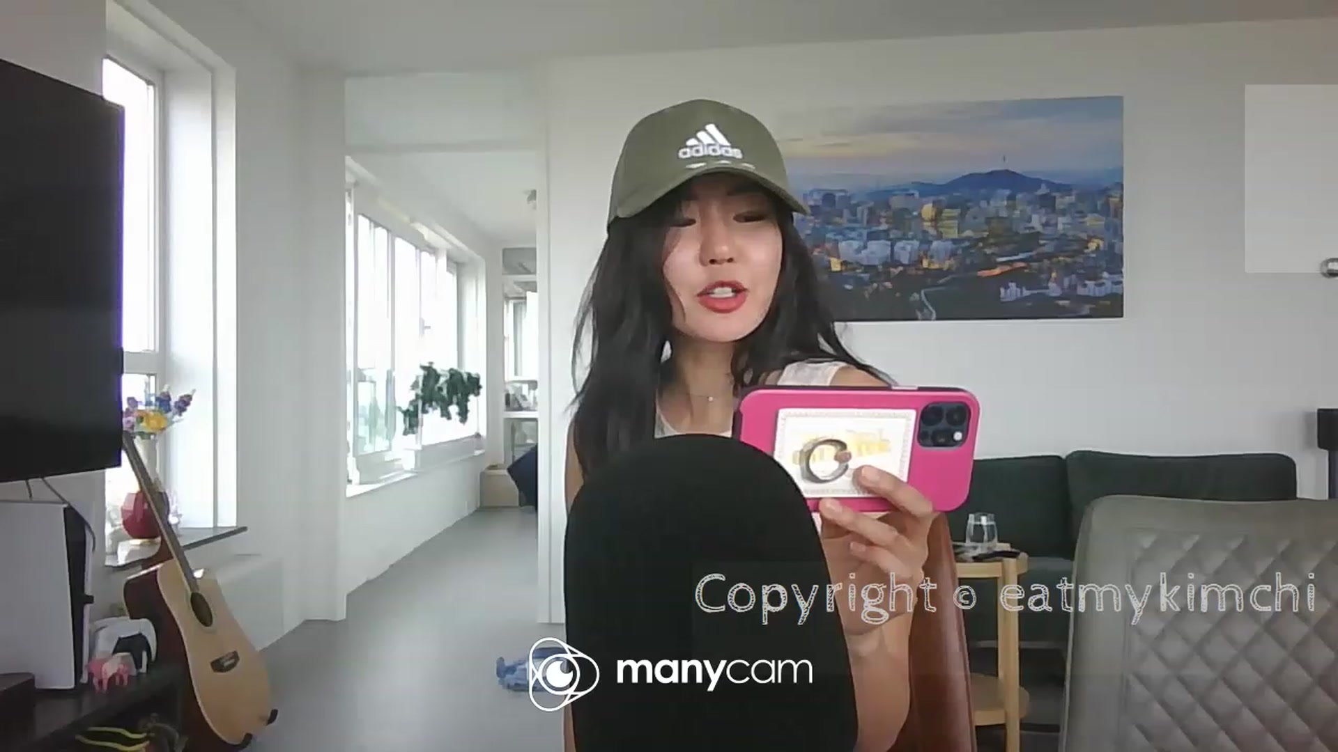 Gallery image thumbnail from EatMyKimchi's myfreecams stream on, 06/17/2023, 15:58 image 17 of 20