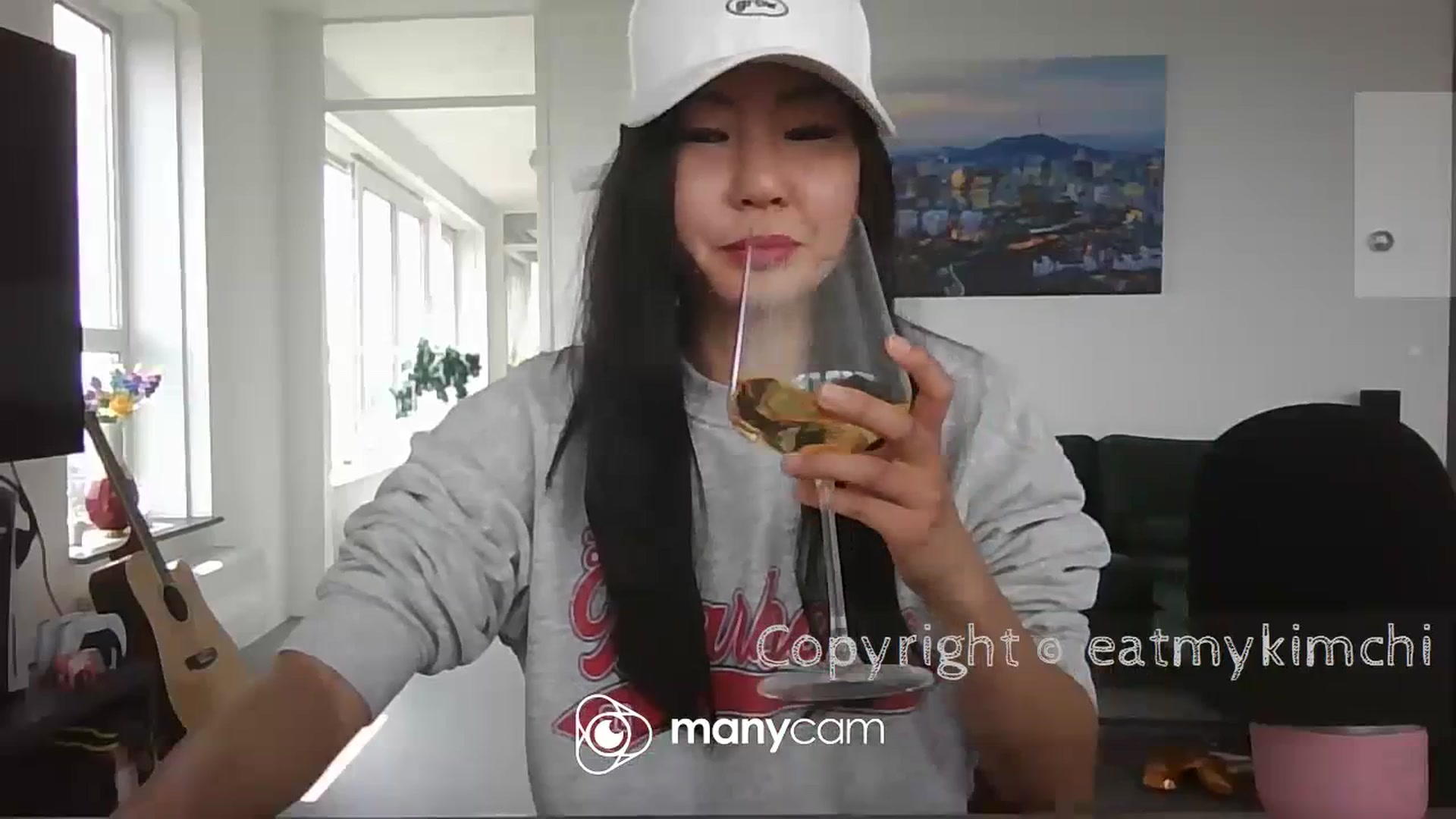 Gallery image thumbnail from EatMyKimchi's myfreecams stream on, 06/19/2023, 11:28 image 14 of 20
