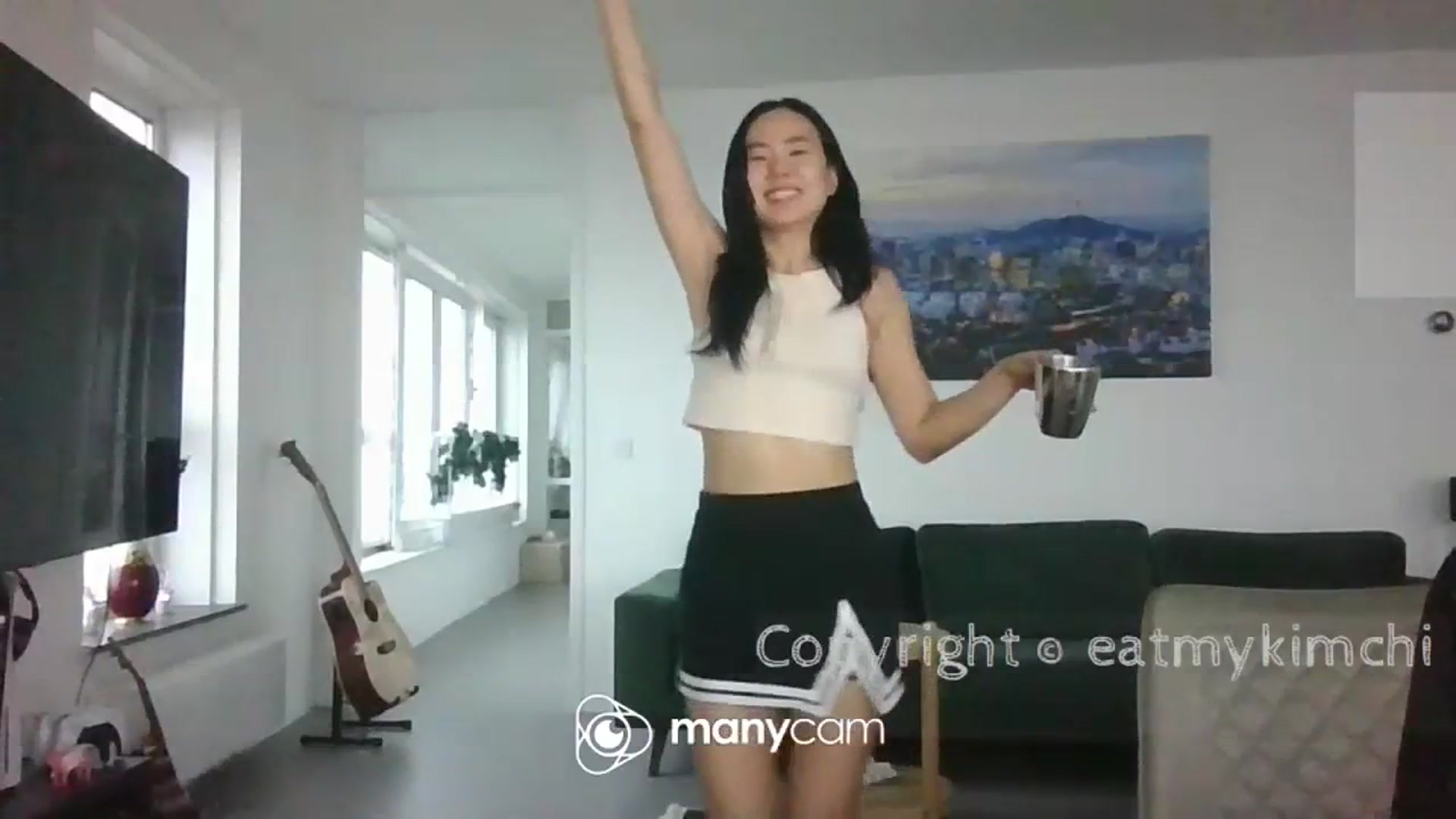 Gallery image thumbnail from EatMyKimchi's myfreecams stream on, 06/20/2023, 15:00 image 8 of 20