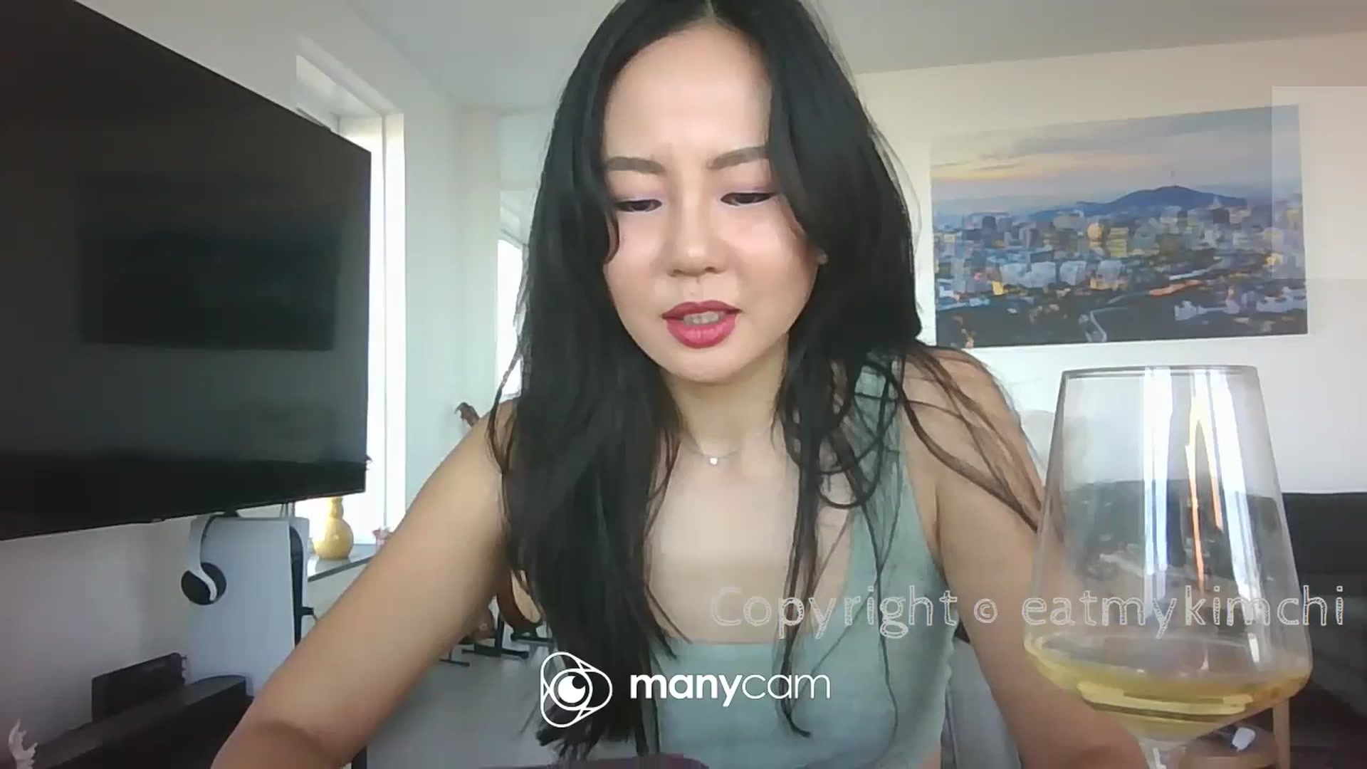 Gallery image thumbnail from EatMyKimchi's myfreecams stream on, 08/22/2023, 17:21 image 19 of 20
