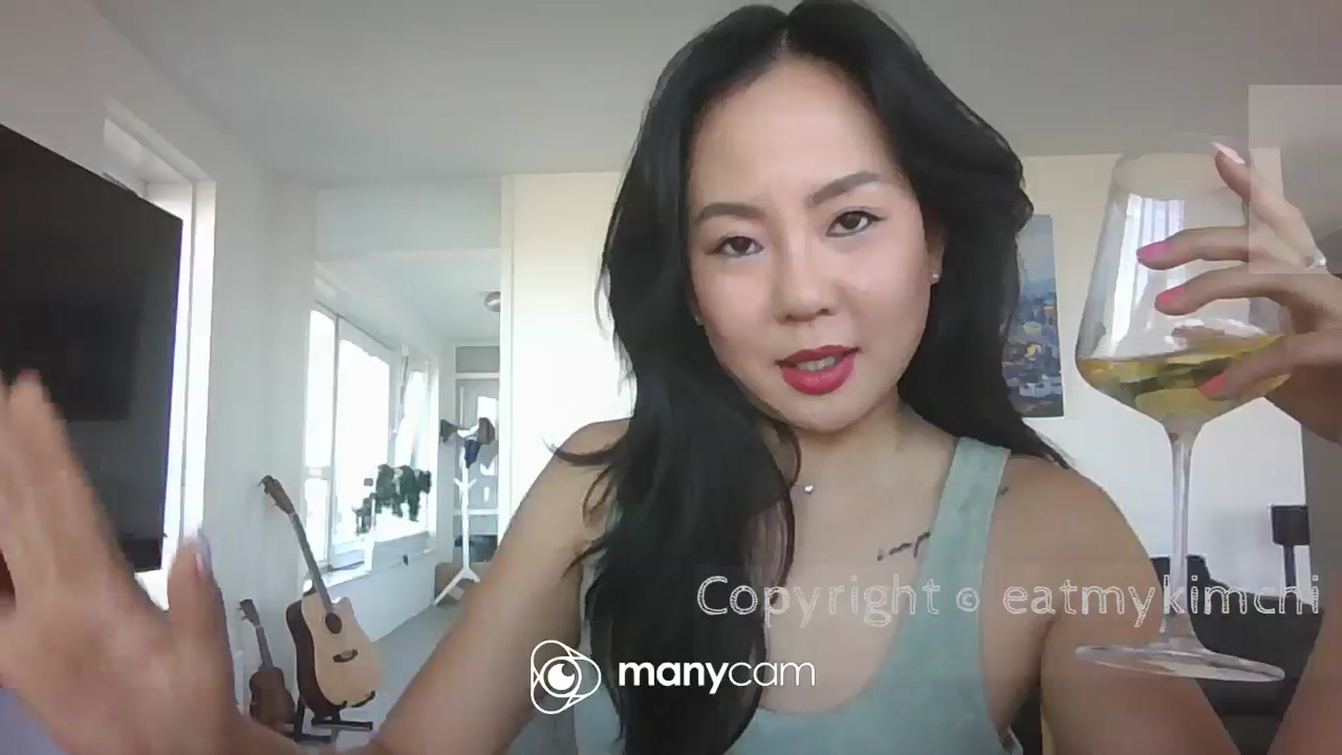 Gallery image thumbnail from EatMyKimchi's myfreecams stream on, 08/22/2023, 17:21 image 10 of 20