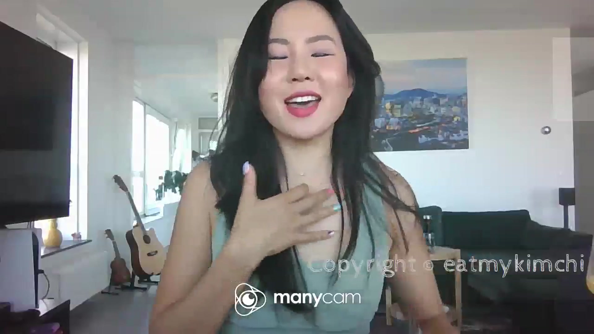 Gallery image thumbnail from EatMyKimchi's myfreecams stream on, 08/22/2023, 17:21 image 12 of 20