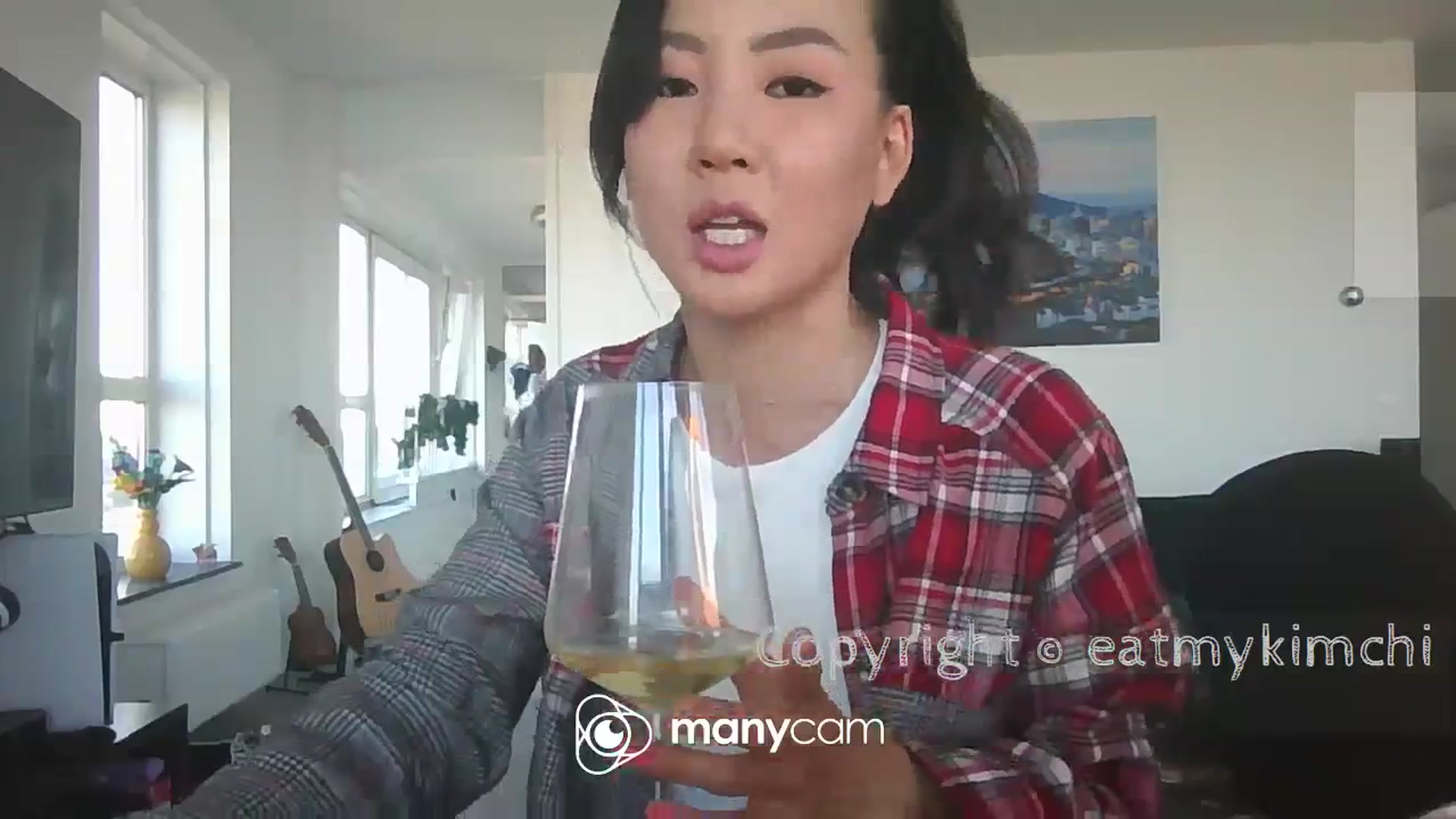 Gallery image thumbnail from EatMyKimchi's myfreecams stream on, 08/23/2023, 16:28 image 13 of 20