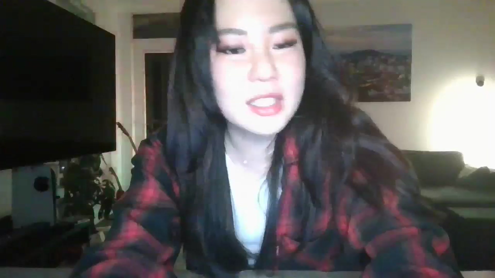 Gallery image thumbnail from EatMyKimchi's myfreecams stream on, 11/13/2023, 17:35 image 20 of 20
