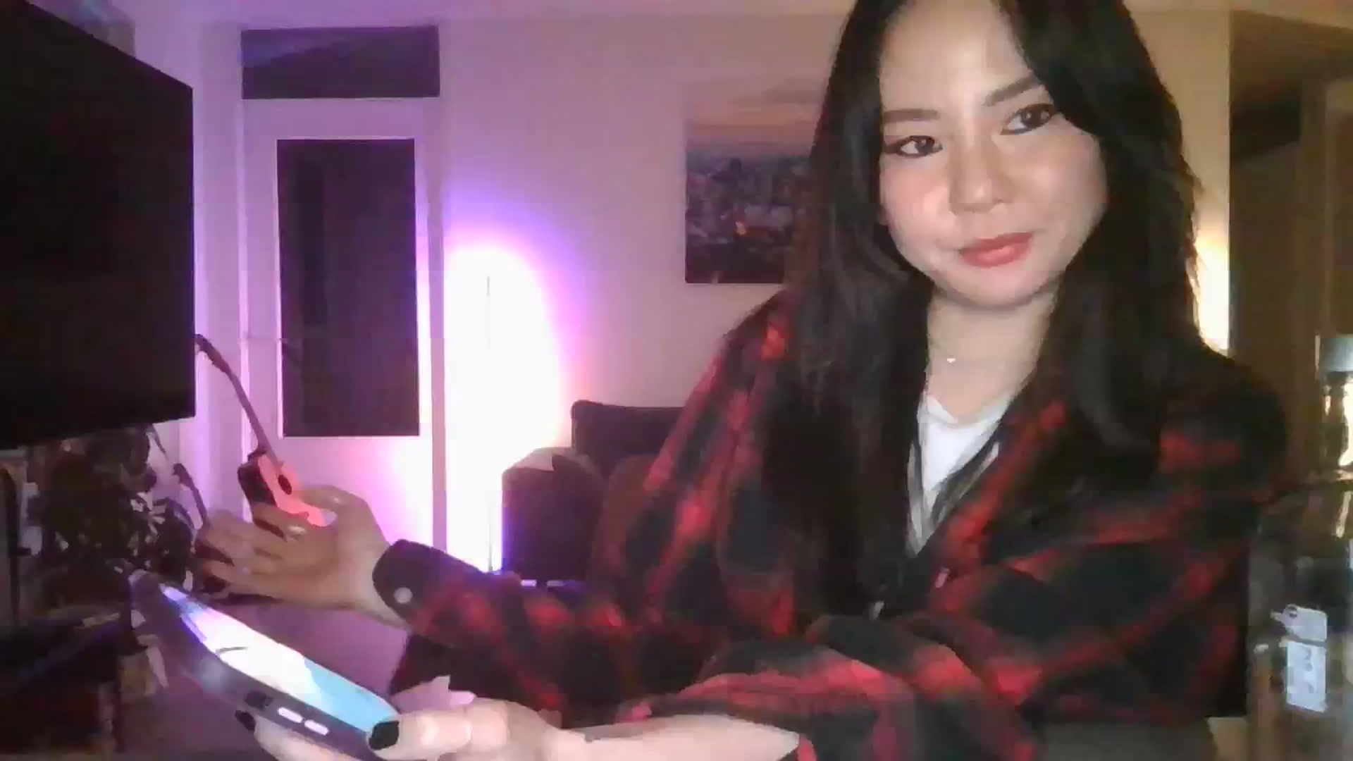 Gallery image thumbnail from EatMyKimchi's myfreecams stream on, 11/13/2023, 17:35 image 1 of 20