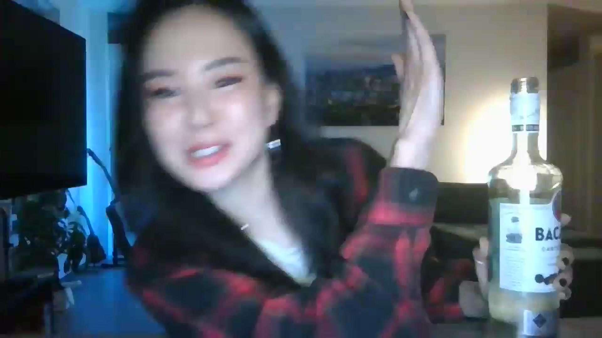 Gallery image thumbnail from EatMyKimchi's myfreecams stream on, 11/13/2023, 17:35 image 8 of 20