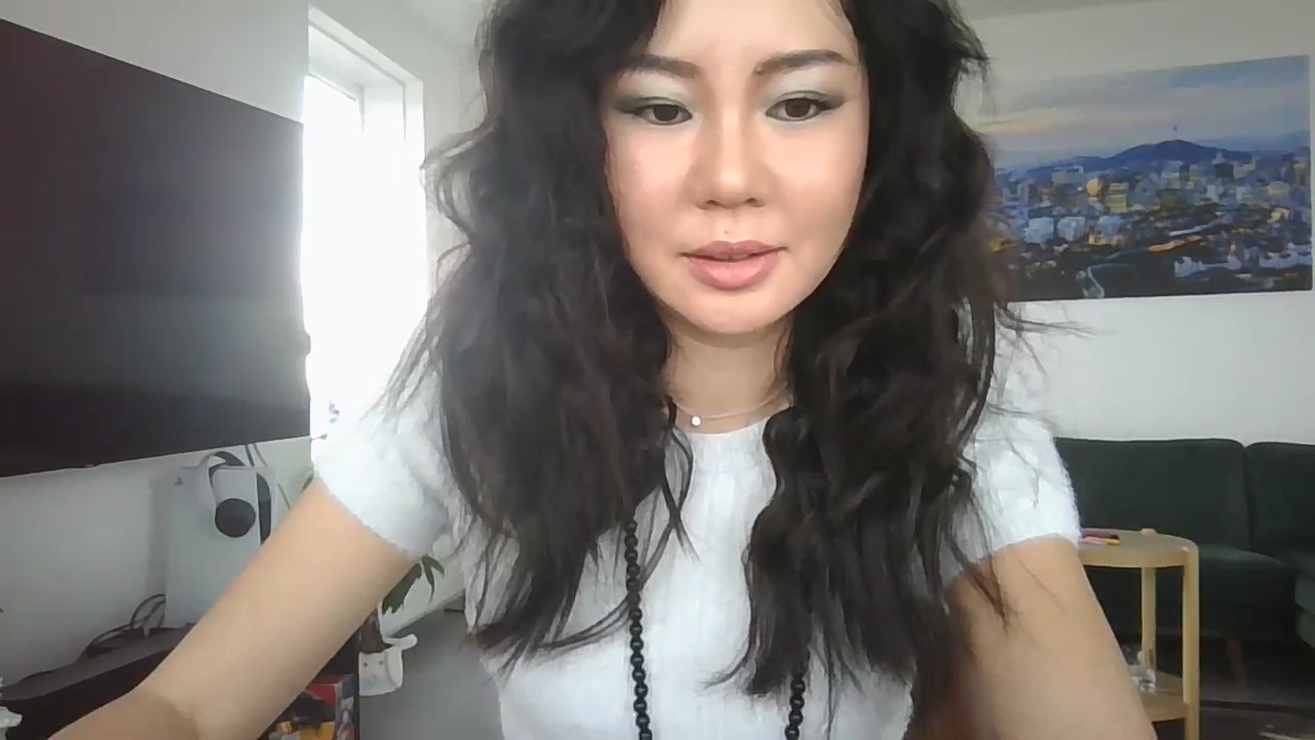 Gallery image thumbnail from EatMyKimchi's myfreecams stream on, 11/15/2023, 11:27 image 11 of 20