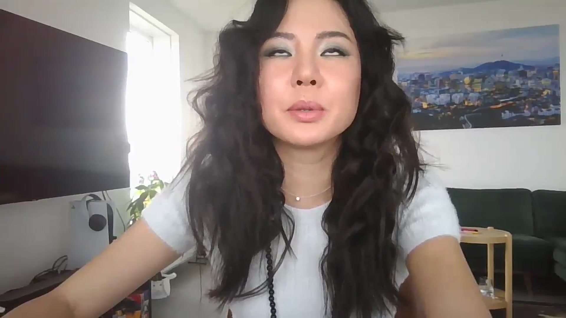 Gallery image thumbnail from EatMyKimchi's myfreecams stream on, 11/15/2023, 11:27 image 7 of 20