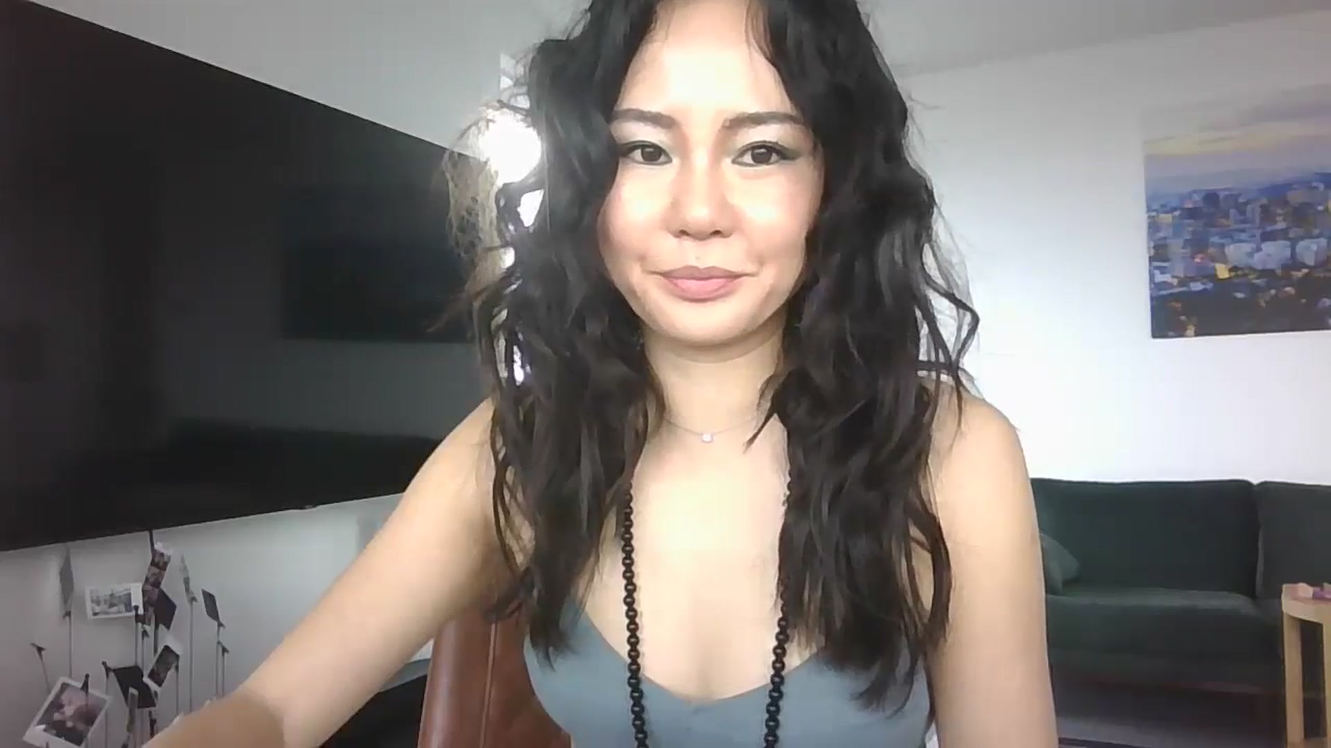 Gallery image thumbnail from EatMyKimchi's myfreecams stream on, 11/15/2023, 12:58 image 15 of 20