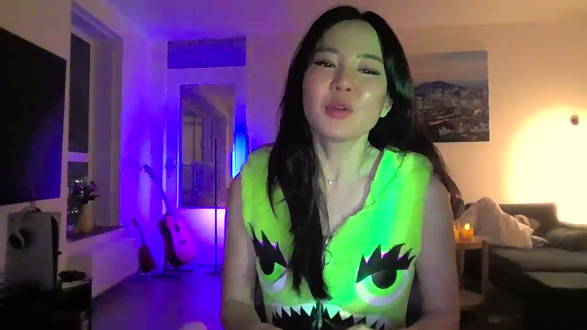 Gallery image thumbnail from EatMyKimchi's myfreecams stream on, 11/21/2023, 18:38 image 6 of 20