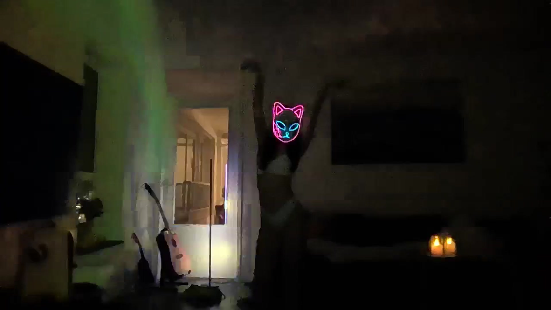 Gallery image thumbnail from EatMyKimchi's myfreecams stream on, 11/21/2023, 18:38 image 18 of 20