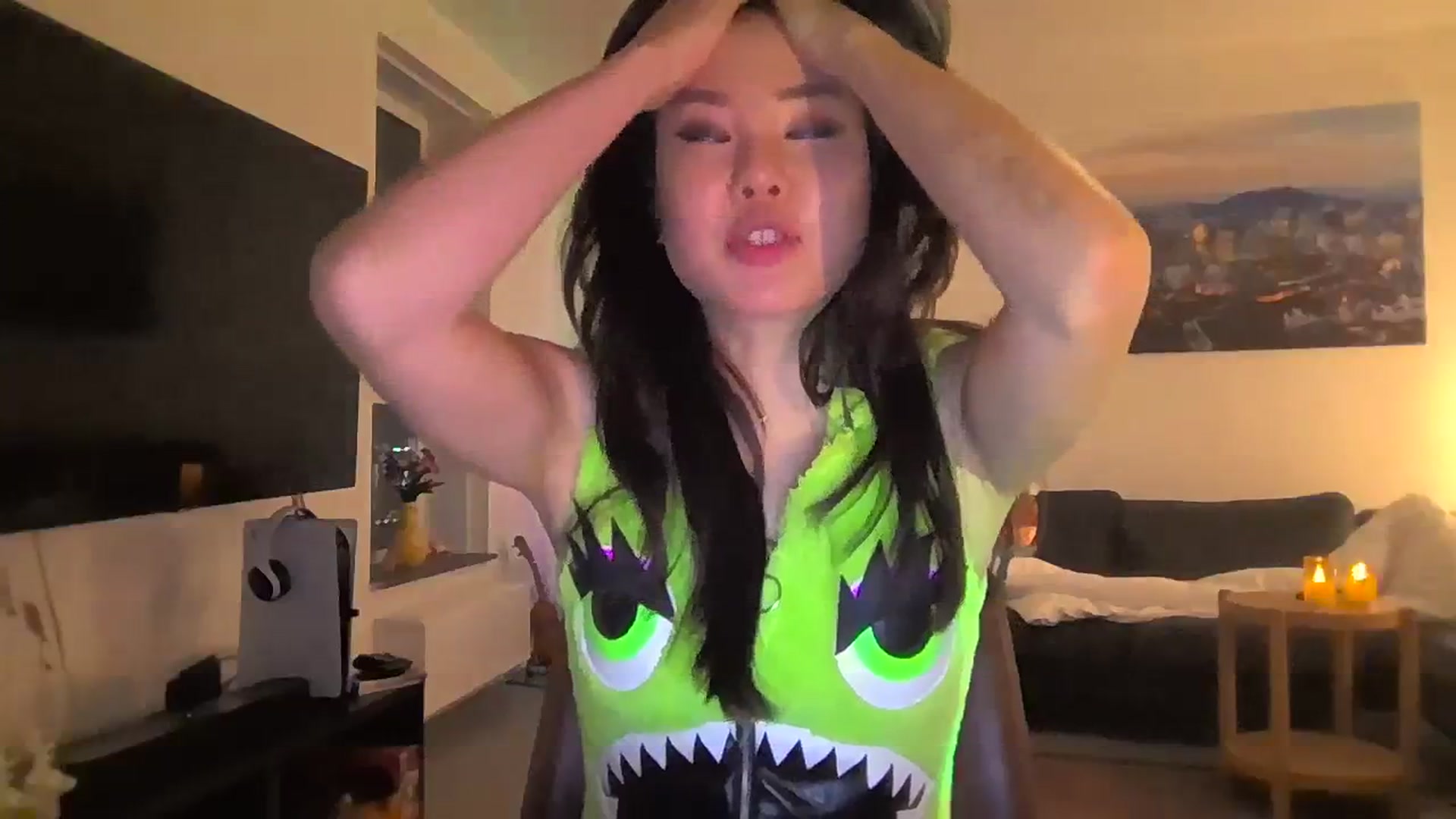 Gallery image thumbnail from EatMyKimchi's myfreecams stream on, 11/21/2023, 18:38 image 2 of 20