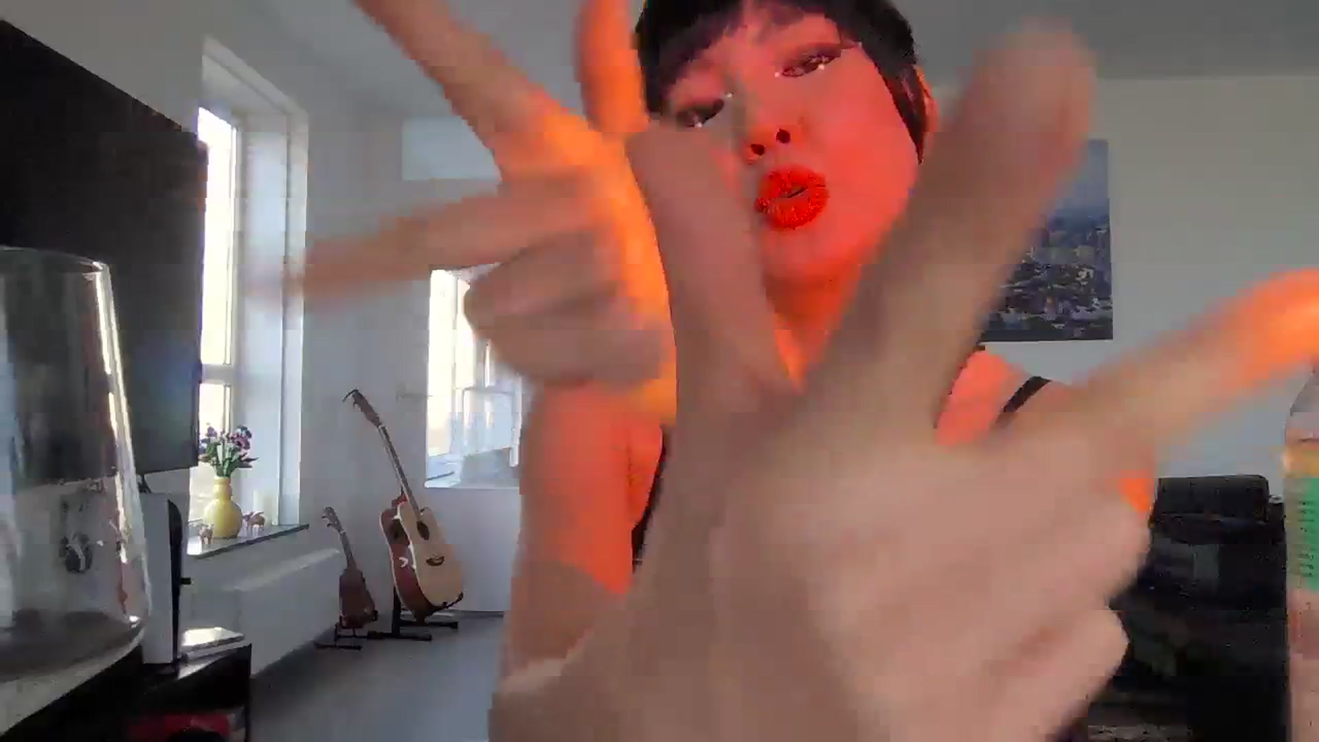 Gallery image thumbnail from EatMyKimchi's myfreecams stream on, 11/23/2023, 15:53 image 15 of 20
