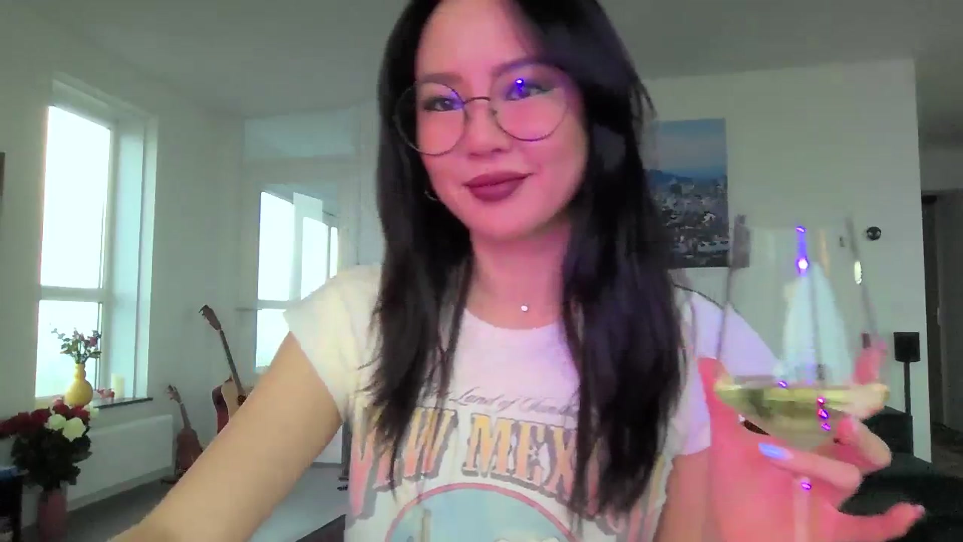 Gallery image thumbnail from EatMyKimchi's myfreecams stream on, 11/30/2023, 15:54 image 16 of 20