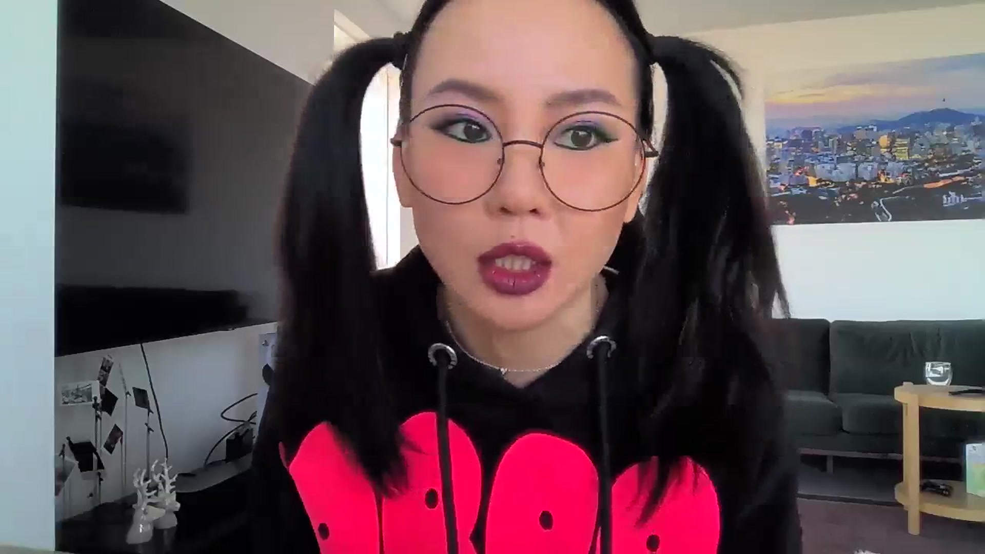 Gallery image thumbnail from EatMyKimchi's myfreecams stream on, 11/30/2023, 15:54 image 2 of 20