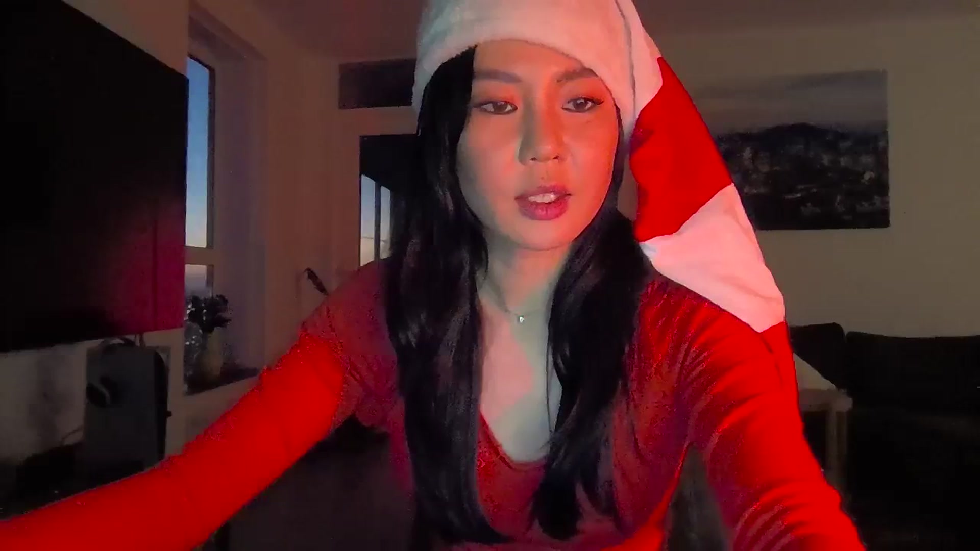 Gallery image thumbnail from EatMyKimchi's myfreecams stream on, 12/17/2023, 16:53 image 5 of 20