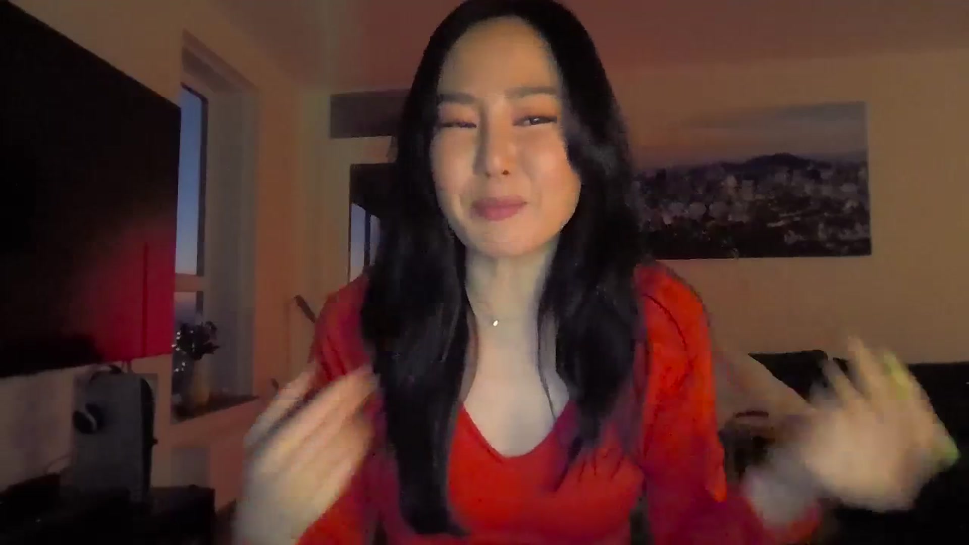 Gallery image thumbnail from EatMyKimchi's myfreecams stream on, 12/17/2023, 16:53 image 8 of 20