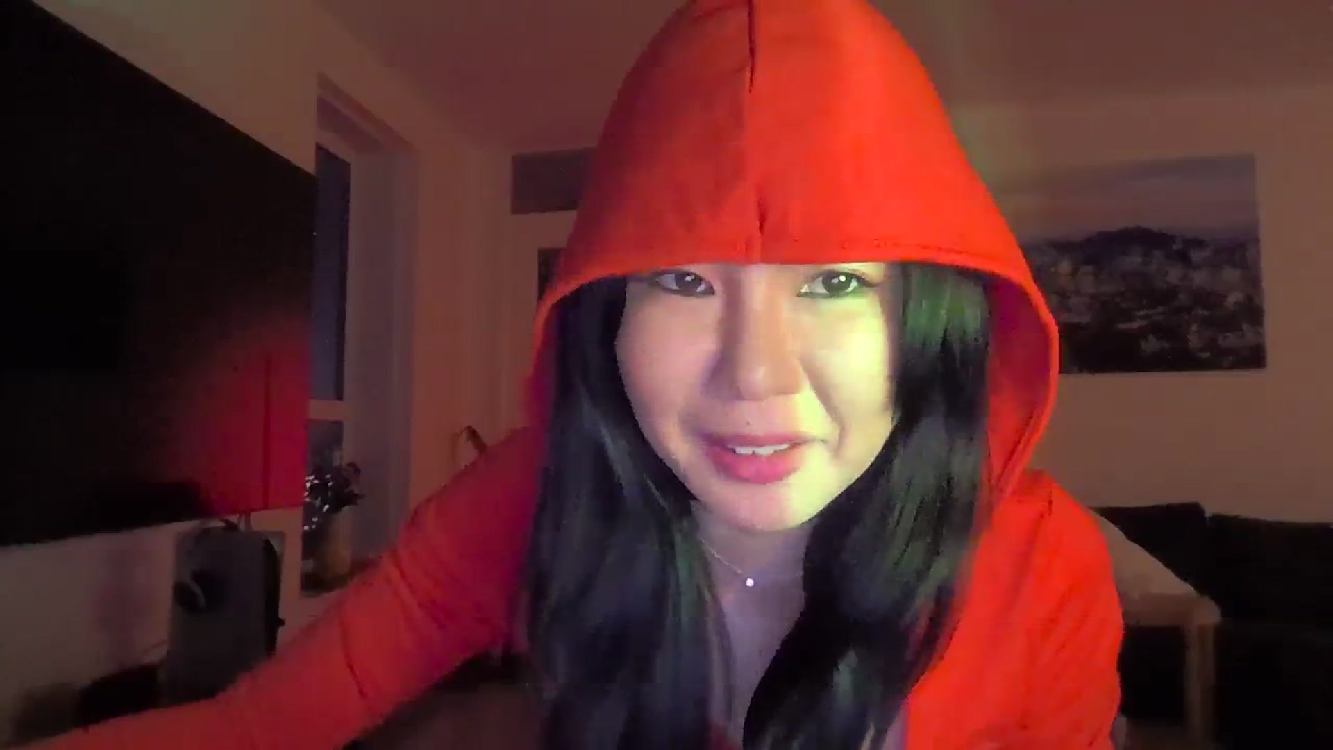 Gallery image thumbnail from EatMyKimchi's myfreecams stream on, 12/17/2023, 16:53 image 14 of 20