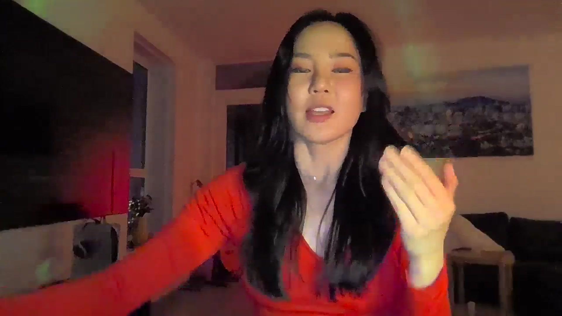 Gallery image thumbnail from EatMyKimchi's myfreecams stream on, 12/17/2023, 16:53 image 15 of 20