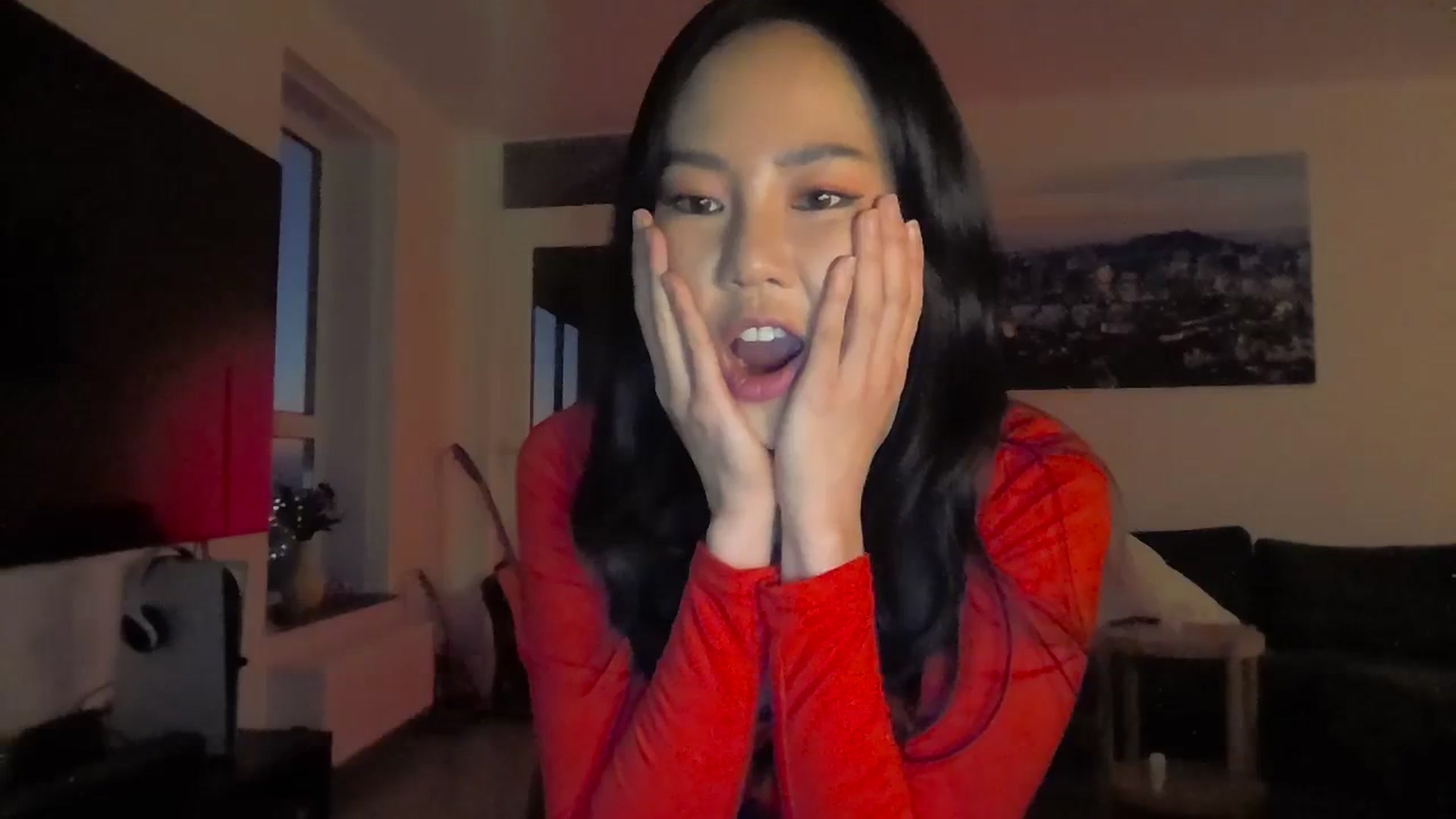 Gallery image thumbnail from EatMyKimchi's myfreecams stream on, 12/17/2023, 16:53 image 9 of 20