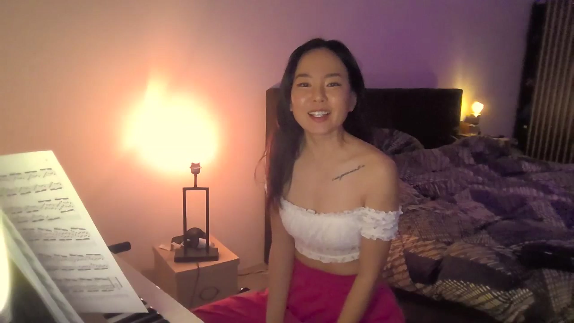 Gallery image thumbnail from EatMyKimchi's myfreecams stream on, 01/08/2024, 19:51 image 17 of 20