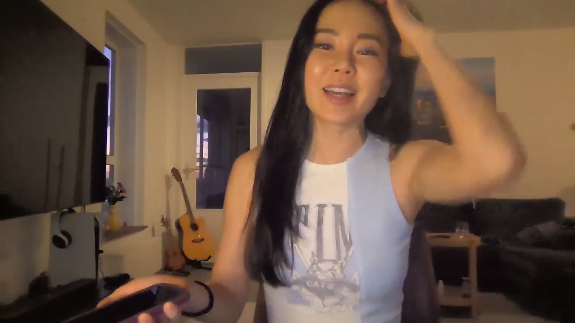 Gallery image thumbnail from EatMyKimchi's myfreecams stream on, 01/19/2024, 17:08 image 4 of 20