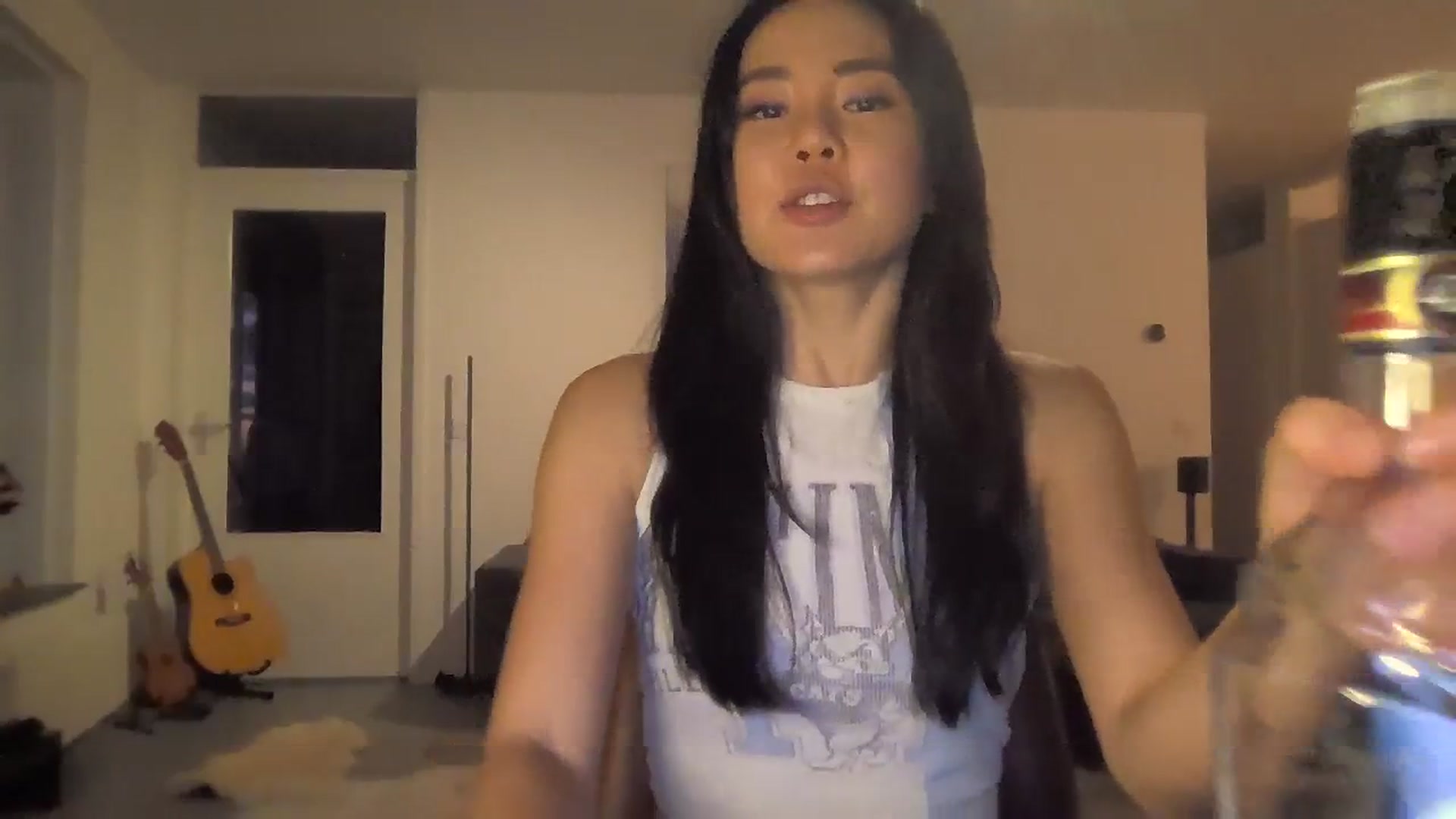 Gallery image thumbnail from EatMyKimchi's myfreecams stream on, 01/19/2024, 17:08 image 9 of 20
