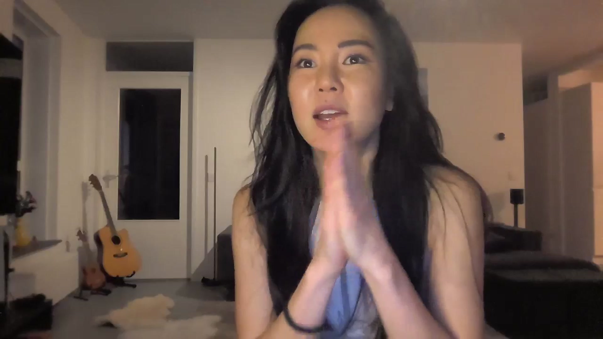 Gallery image thumbnail from EatMyKimchi's myfreecams stream on, 01/19/2024, 17:08 image 15 of 20