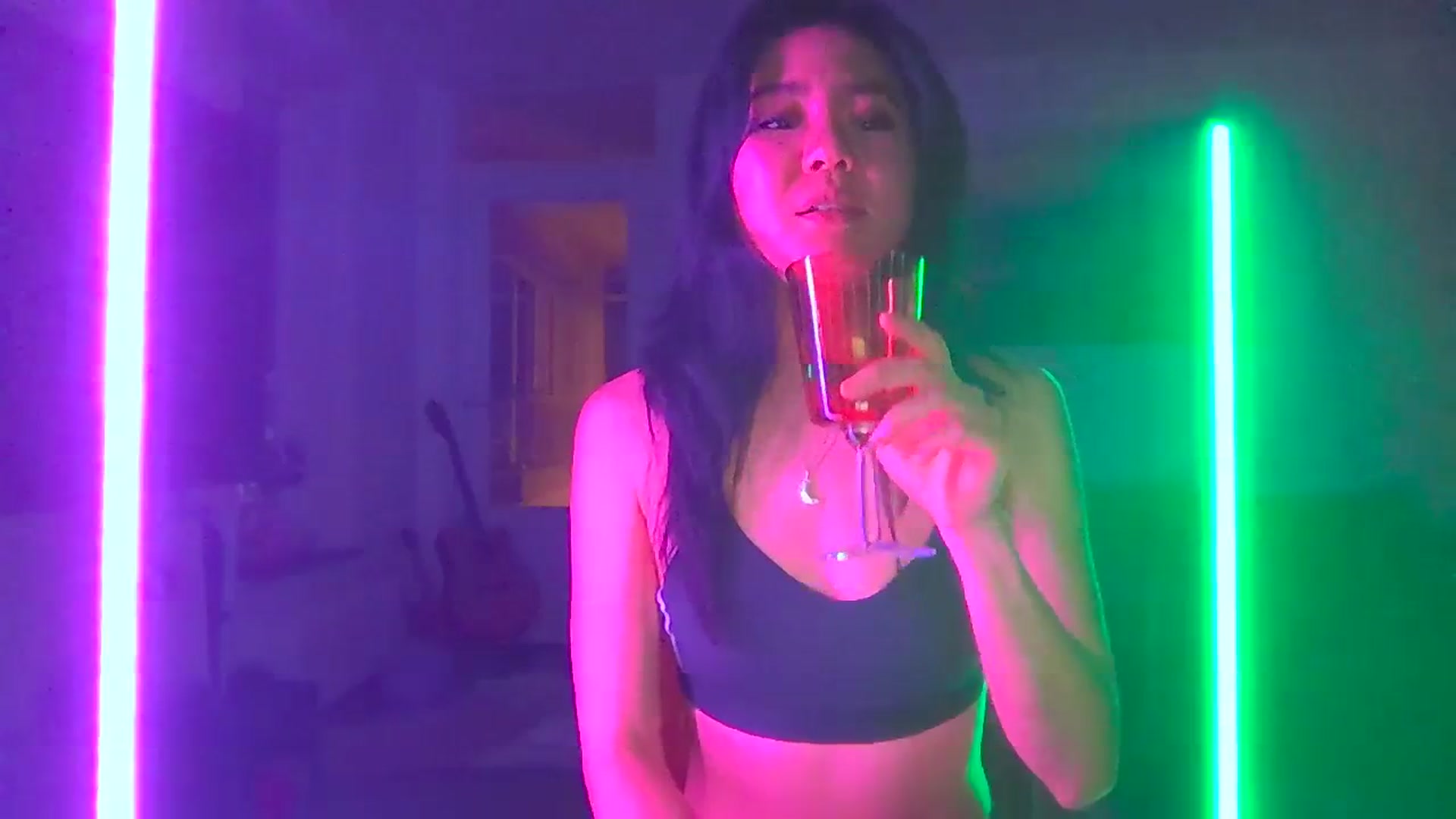 Gallery image thumbnail from EatMyKimchi's myfreecams stream on, 01/26/2024, 20:32 image 16 of 20