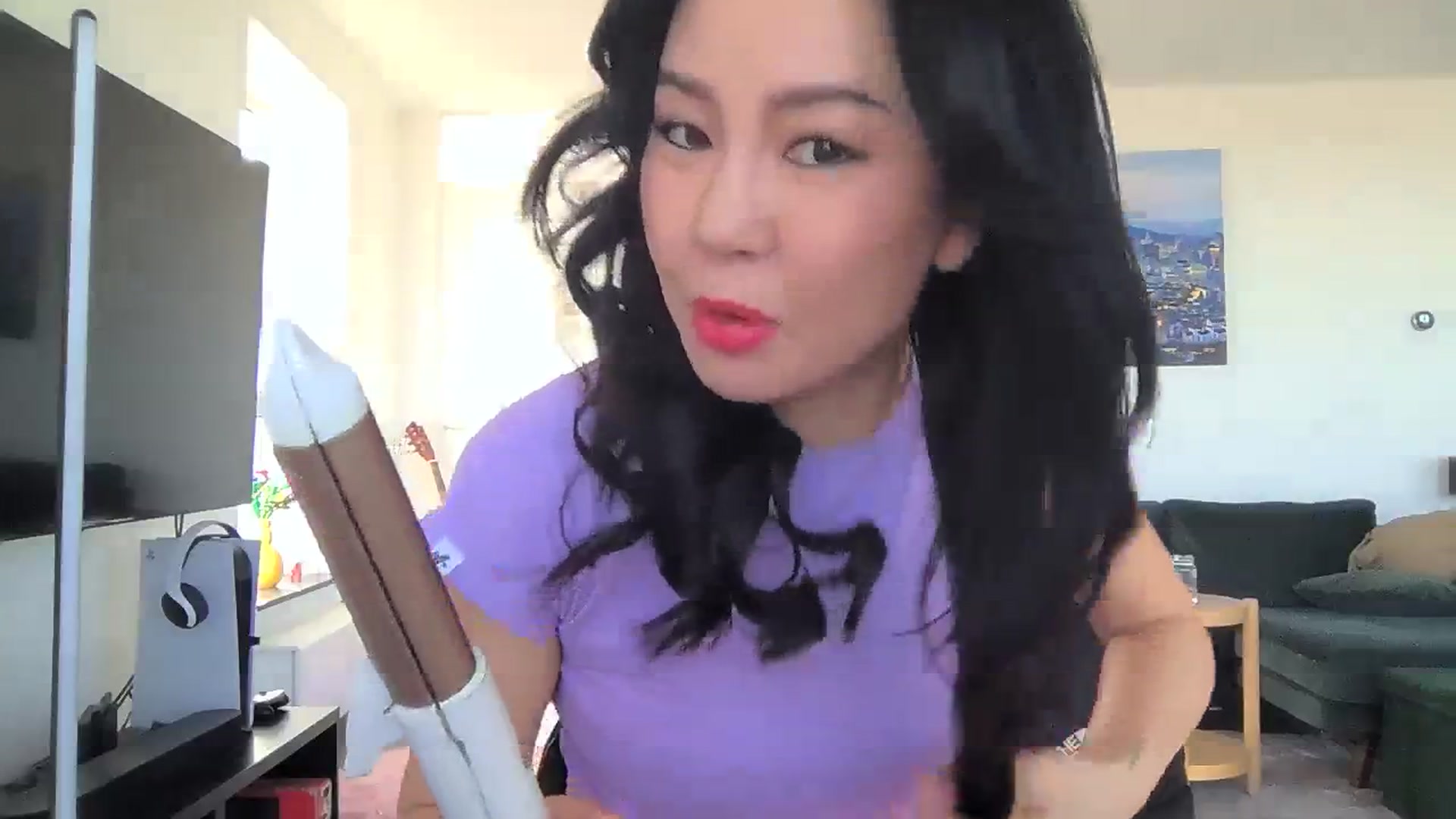 Gallery image thumbnail from EatMyKimchi's myfreecams stream on, 01/28/2024, 12:39 image 15 of 20