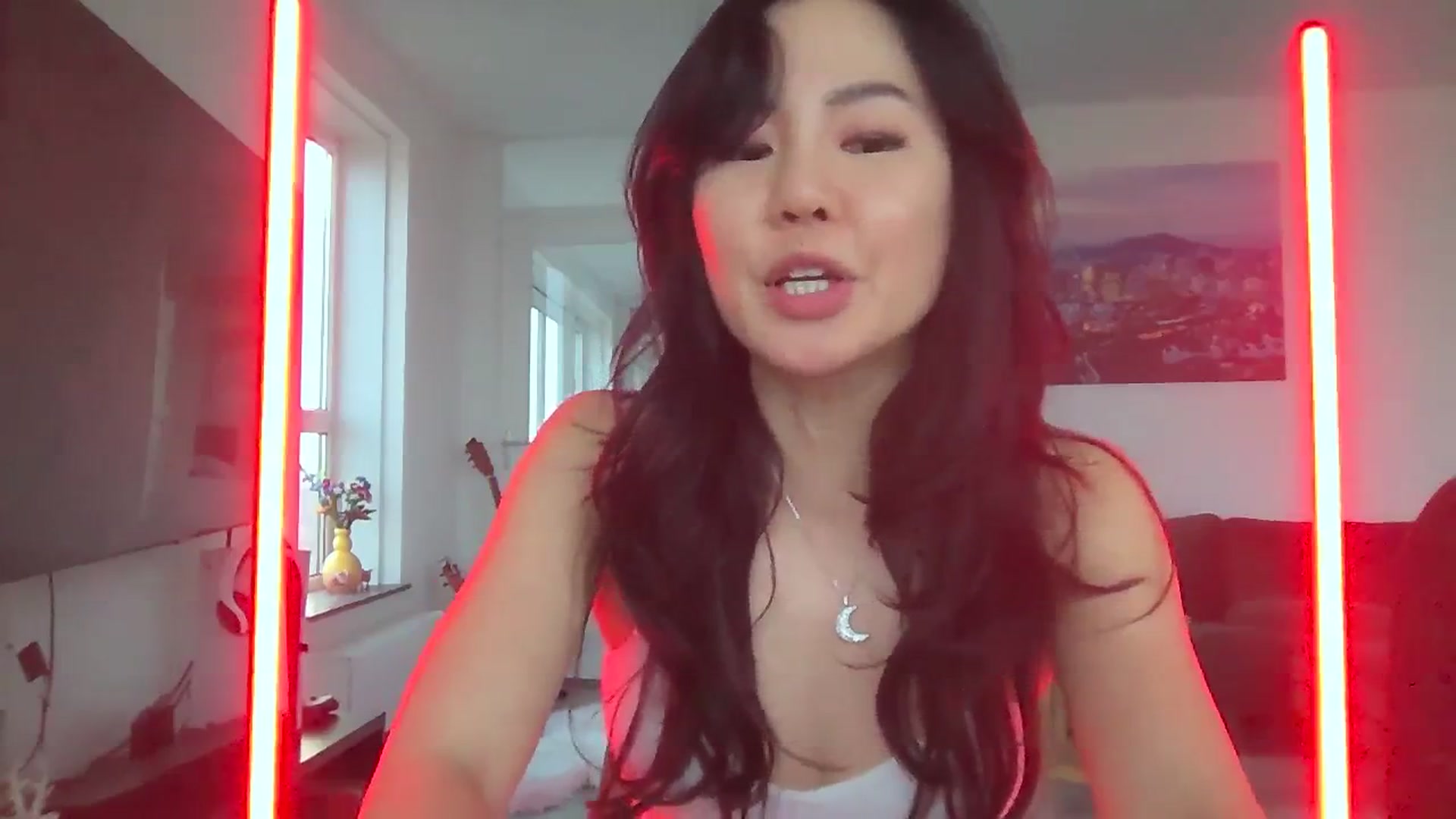 Gallery image thumbnail from EatMyKimchi's myfreecams stream on, 01/29/2024, 16:56 image 7 of 20
