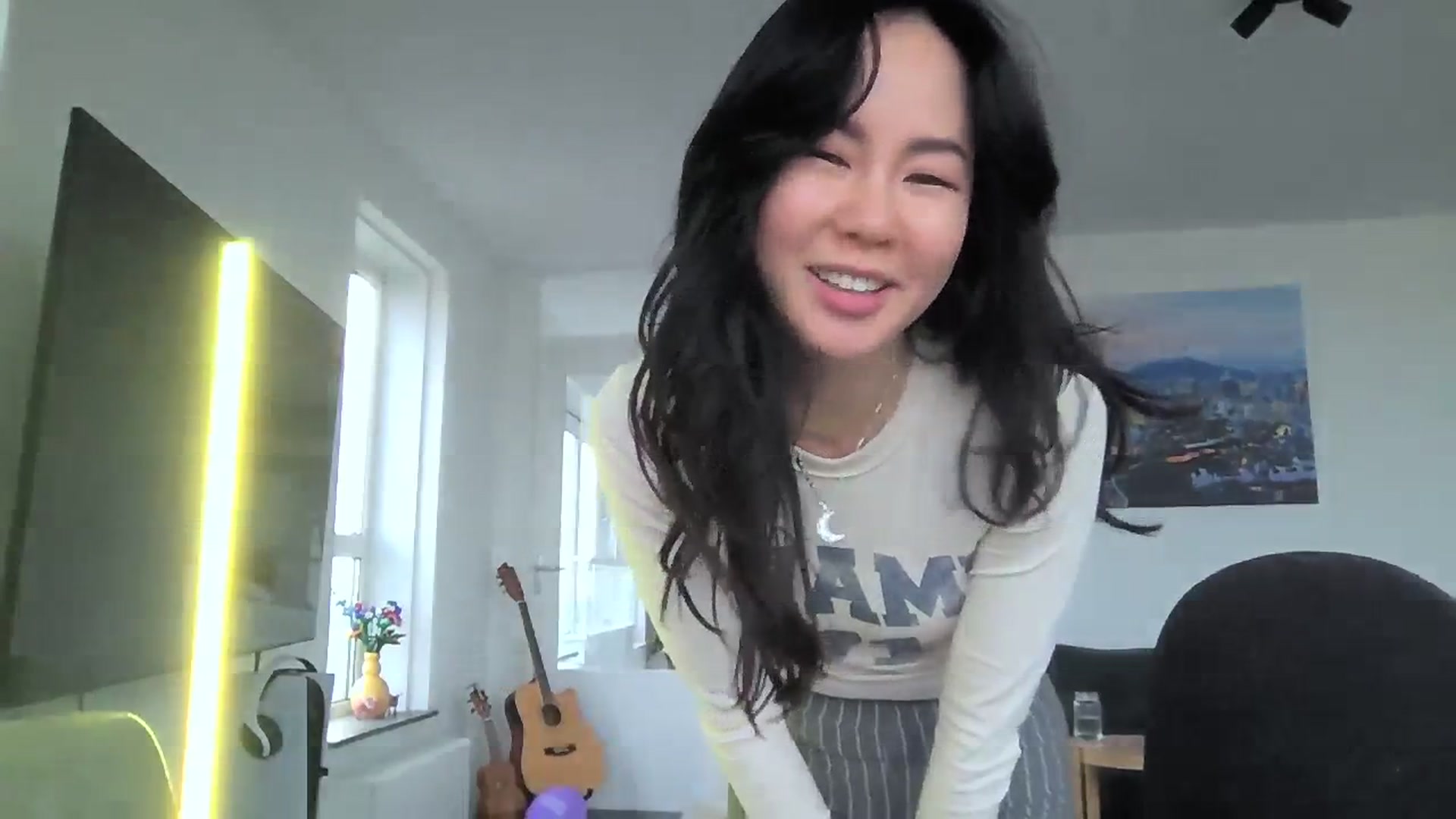 Gallery image thumbnail from EatMyKimchi's myfreecams stream on, 01/29/2024, 16:56 image 5 of 20