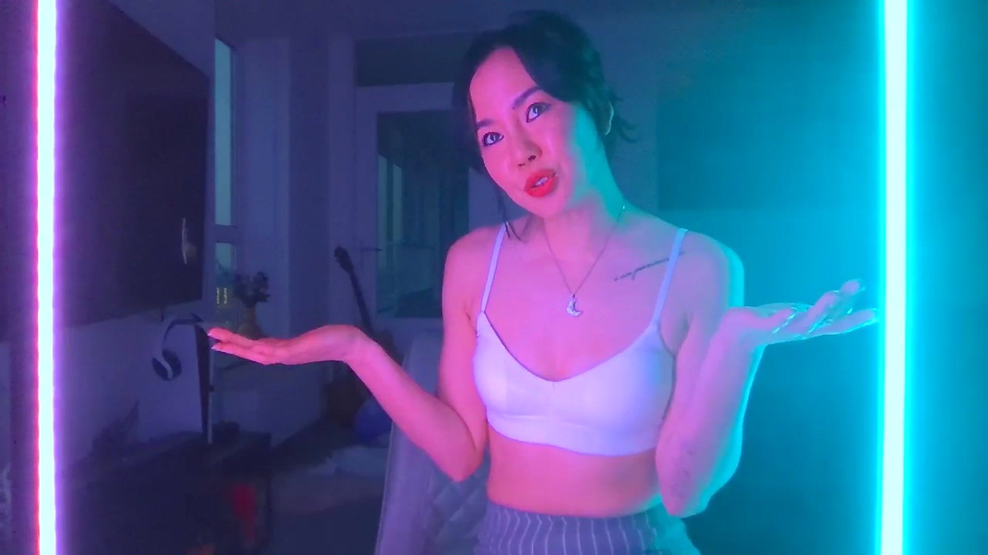 Gallery image thumbnail from EatMyKimchi's myfreecams stream on, 01/29/2024, 16:56 image 18 of 20