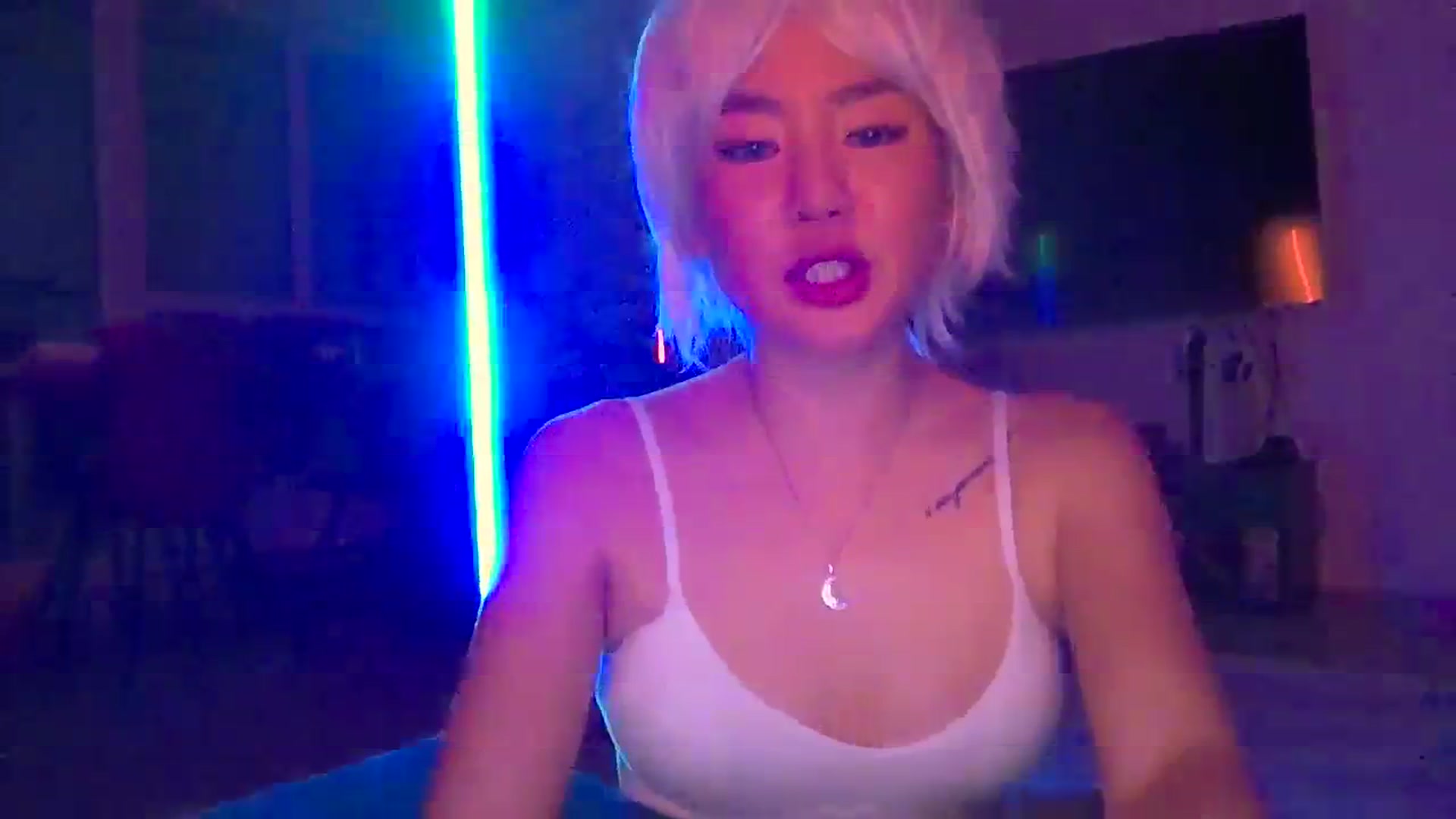Gallery image thumbnail from EatMyKimchi's myfreecams stream on, 02/02/2024, 19:14 image 20 of 20