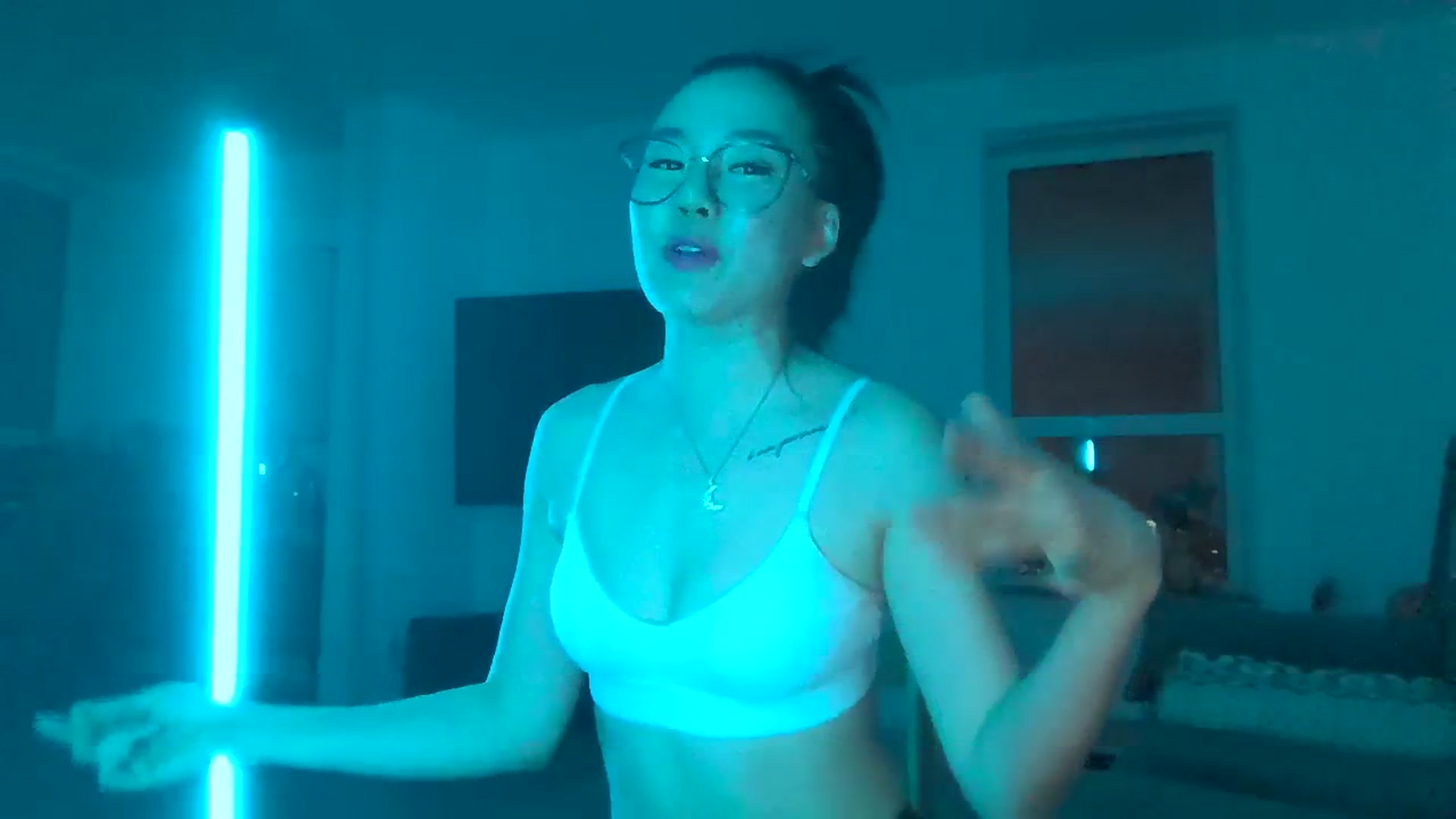 Gallery image thumbnail from EatMyKimchi's myfreecams stream on, 02/02/2024, 19:14 image 3 of 20