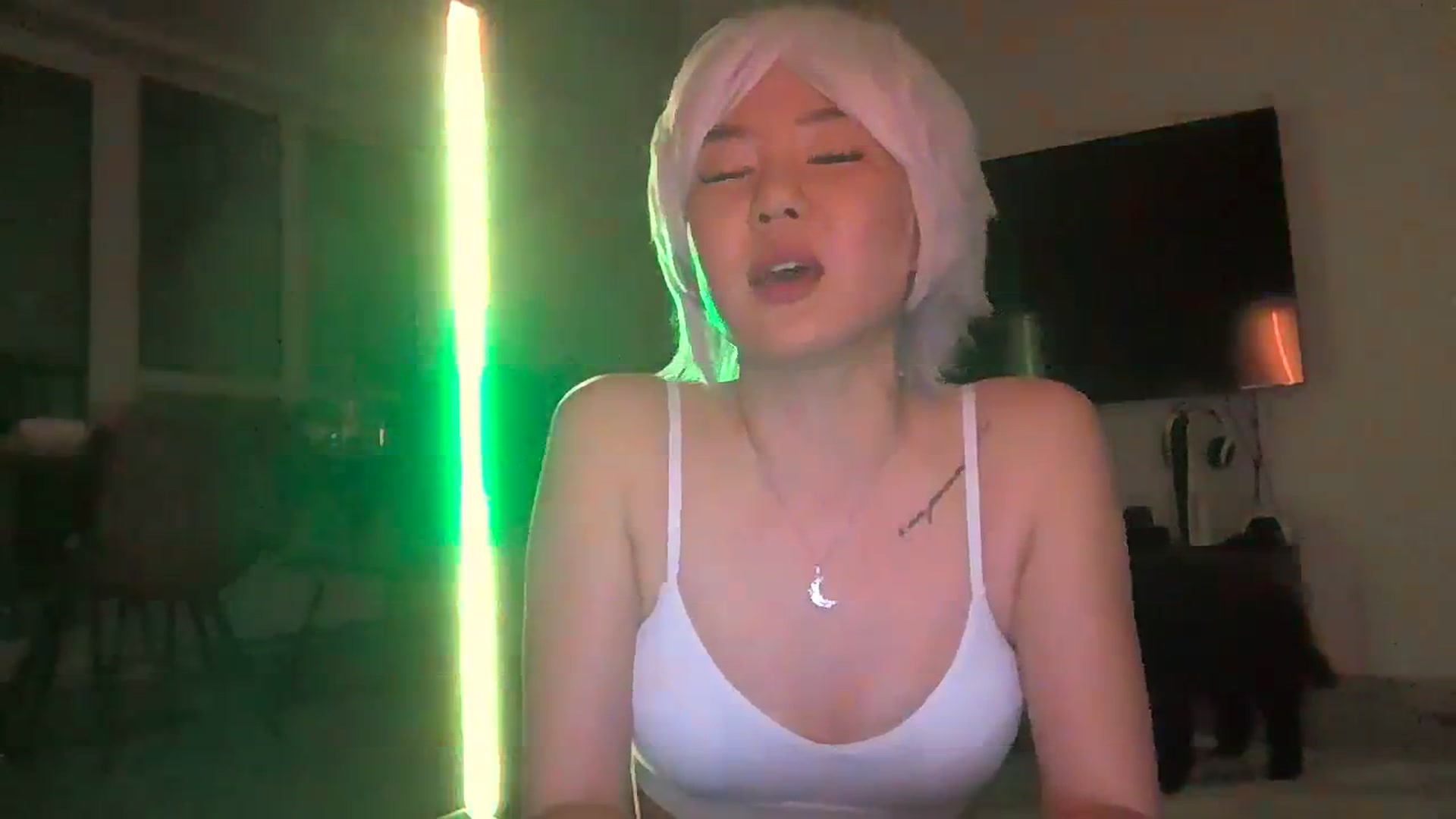 Gallery image thumbnail from EatMyKimchi's myfreecams stream on, 02/02/2024, 19:14 image 15 of 20