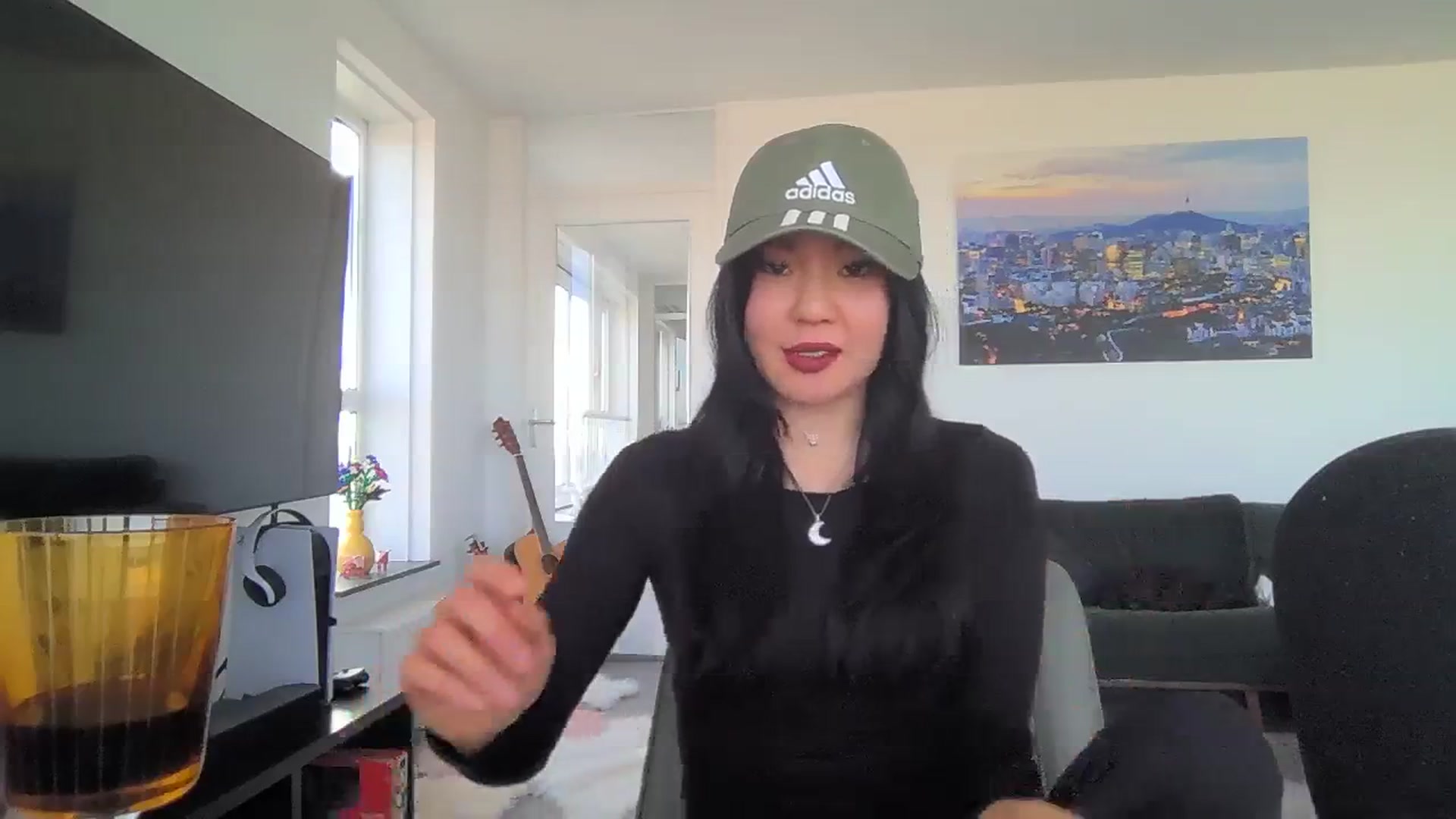 Gallery image thumbnail from EatMyKimchi's myfreecams stream on, 02/12/2024, 15:56 image 4 of 20