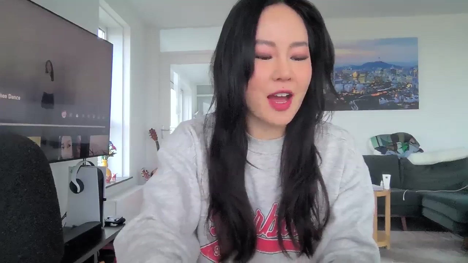 Gallery image thumbnail from EatMyKimchi's myfreecams stream on, 02/24/2024, 16:41 image 9 of 20