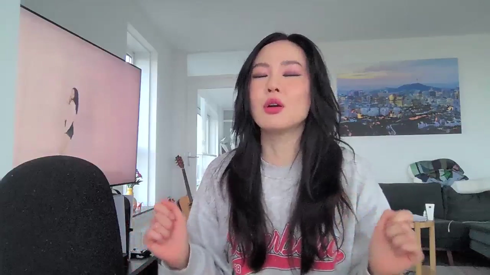 Gallery image thumbnail from EatMyKimchi's myfreecams stream on, 02/24/2024, 16:41 image 18 of 20