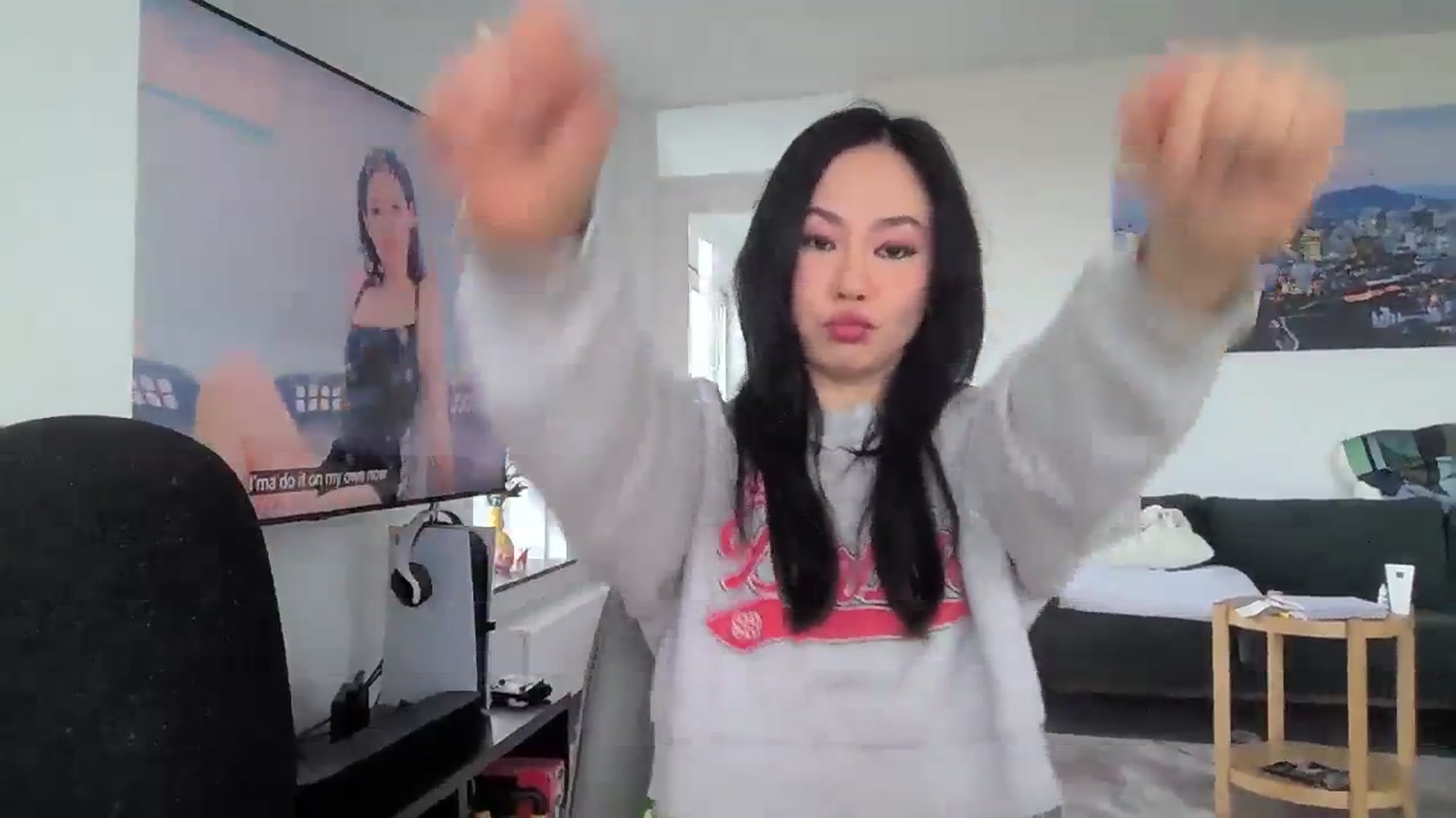 Gallery image thumbnail from EatMyKimchi's myfreecams stream on, 02/24/2024, 16:41 image 6 of 20