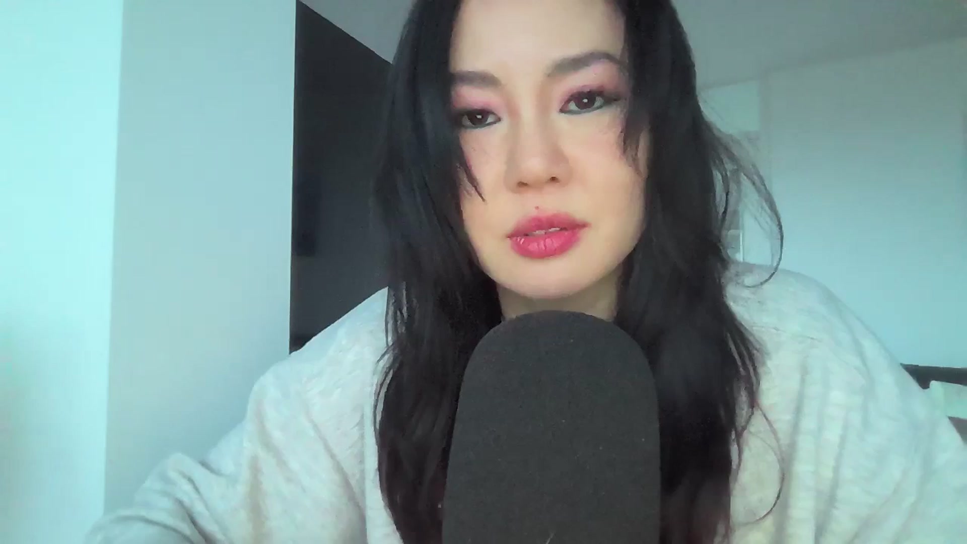 Gallery image thumbnail from EatMyKimchi's myfreecams stream on, 02/24/2024, 17:36 image 6 of 20