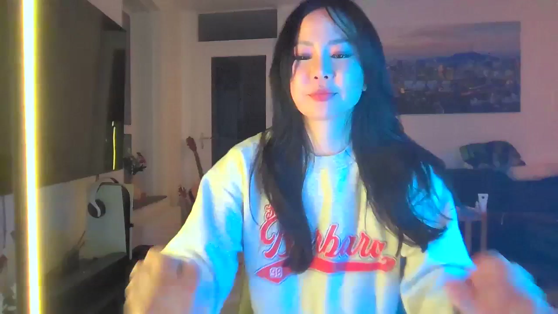 Gallery image thumbnail from EatMyKimchi's myfreecams stream on, 02/24/2024, 18:12 image 1 of 20