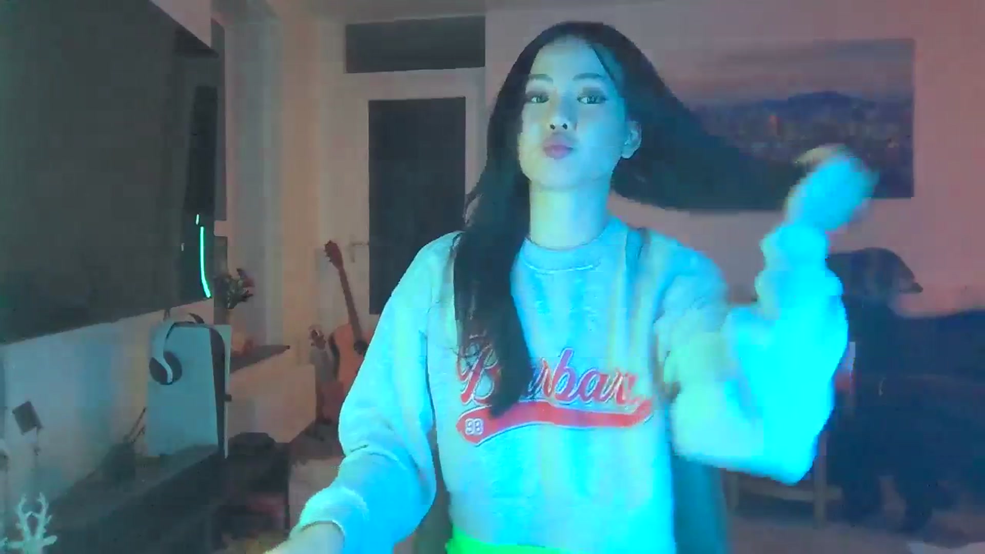 Gallery image thumbnail from EatMyKimchi's myfreecams stream on, 02/24/2024, 18:12 image 4 of 20