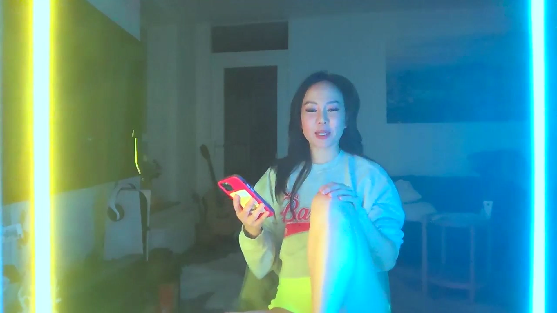 Gallery image thumbnail from EatMyKimchi's myfreecams stream on, 02/24/2024, 18:34 image 14 of 20