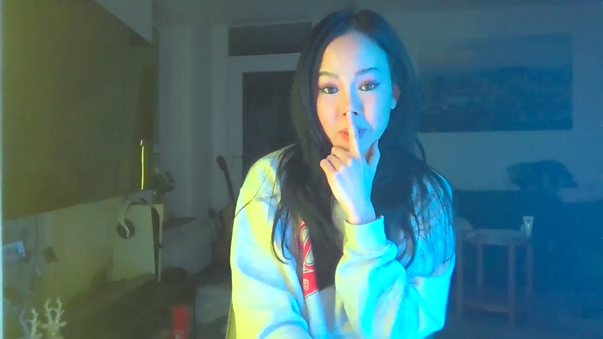 Gallery image thumbnail from EatMyKimchi's myfreecams stream on, 02/24/2024, 18:34 image 19 of 20