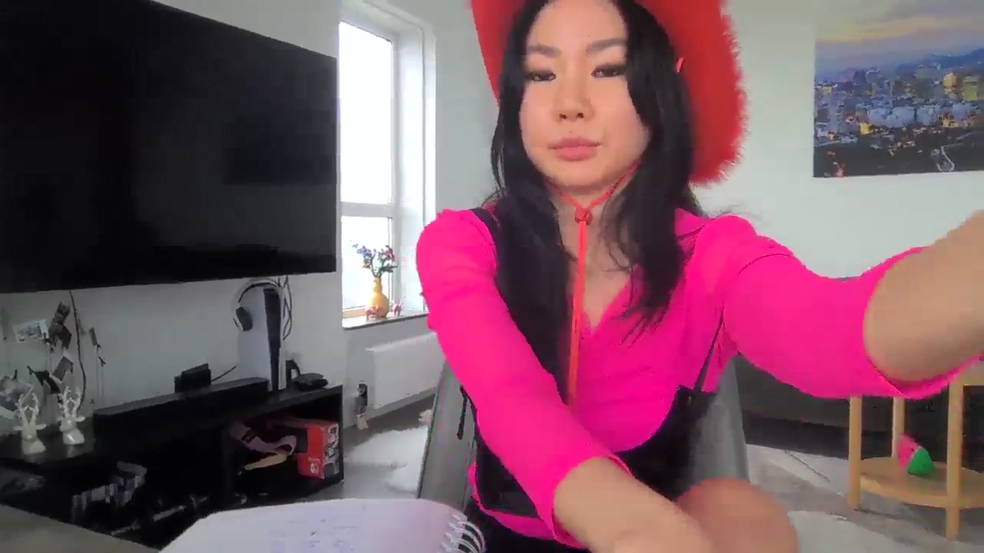Gallery image thumbnail from EatMyKimchi's myfreecams stream on, 02/28/2024, 11:57 image 9 of 20