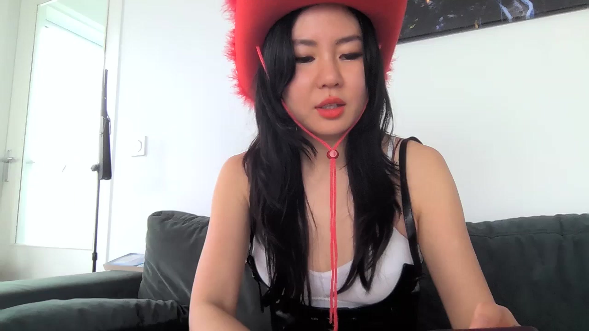 Gallery image thumbnail from EatMyKimchi's myfreecams stream on, 02/28/2024, 13:01 image 7 of 20