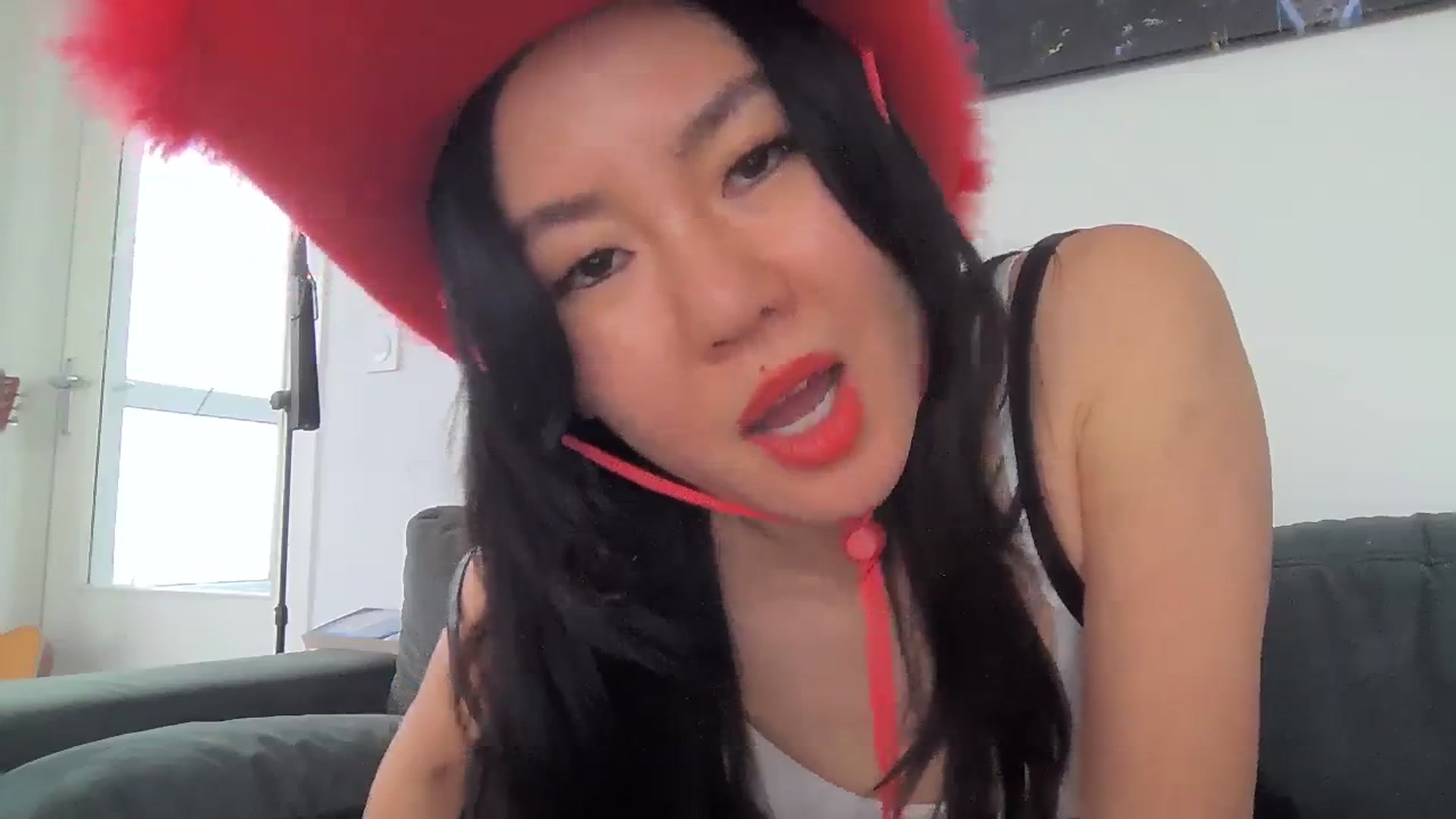Gallery image thumbnail from EatMyKimchi's myfreecams stream on, 02/28/2024, 13:01 image 14 of 20